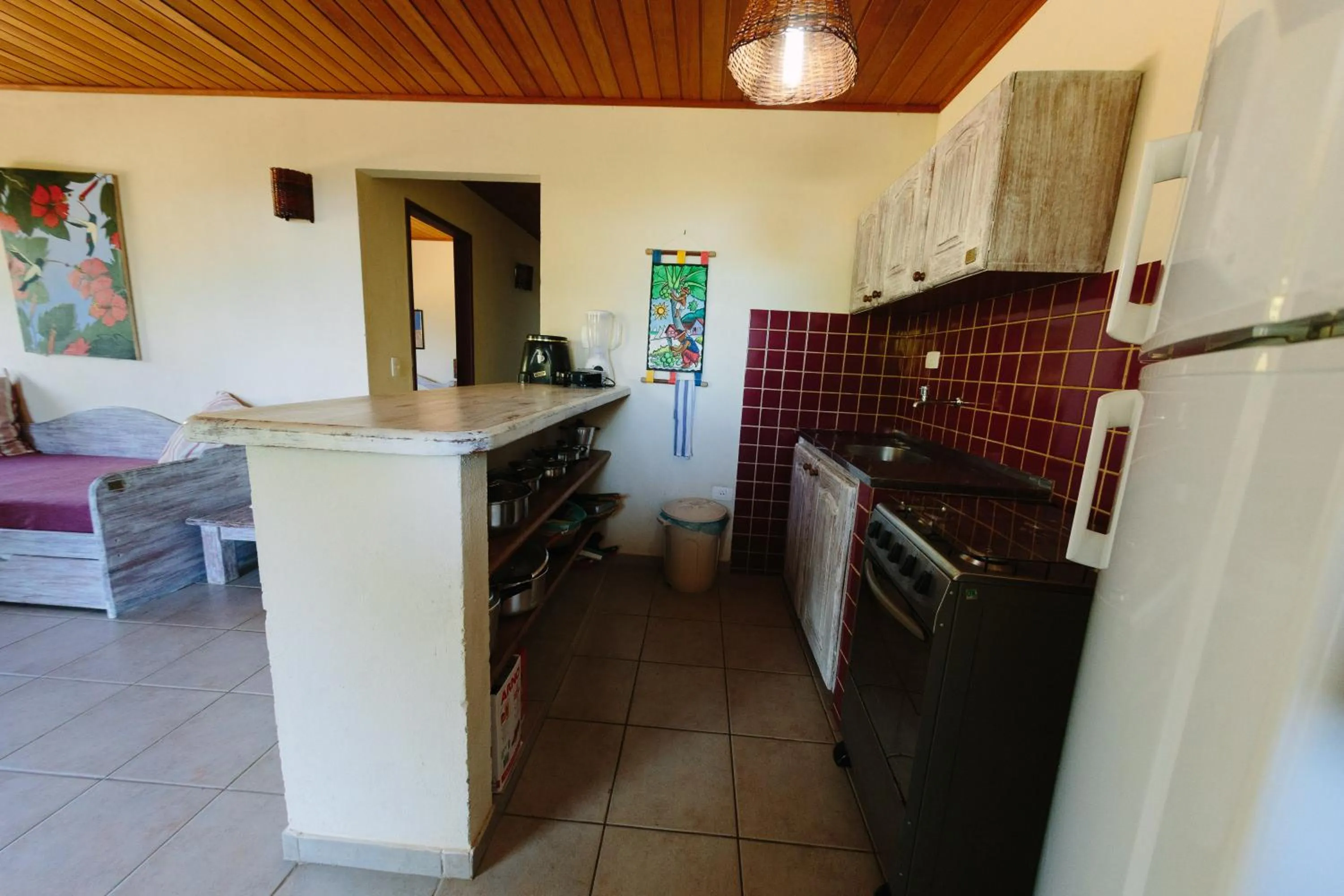 Kitchen or kitchenette in Pousada Hibiscus