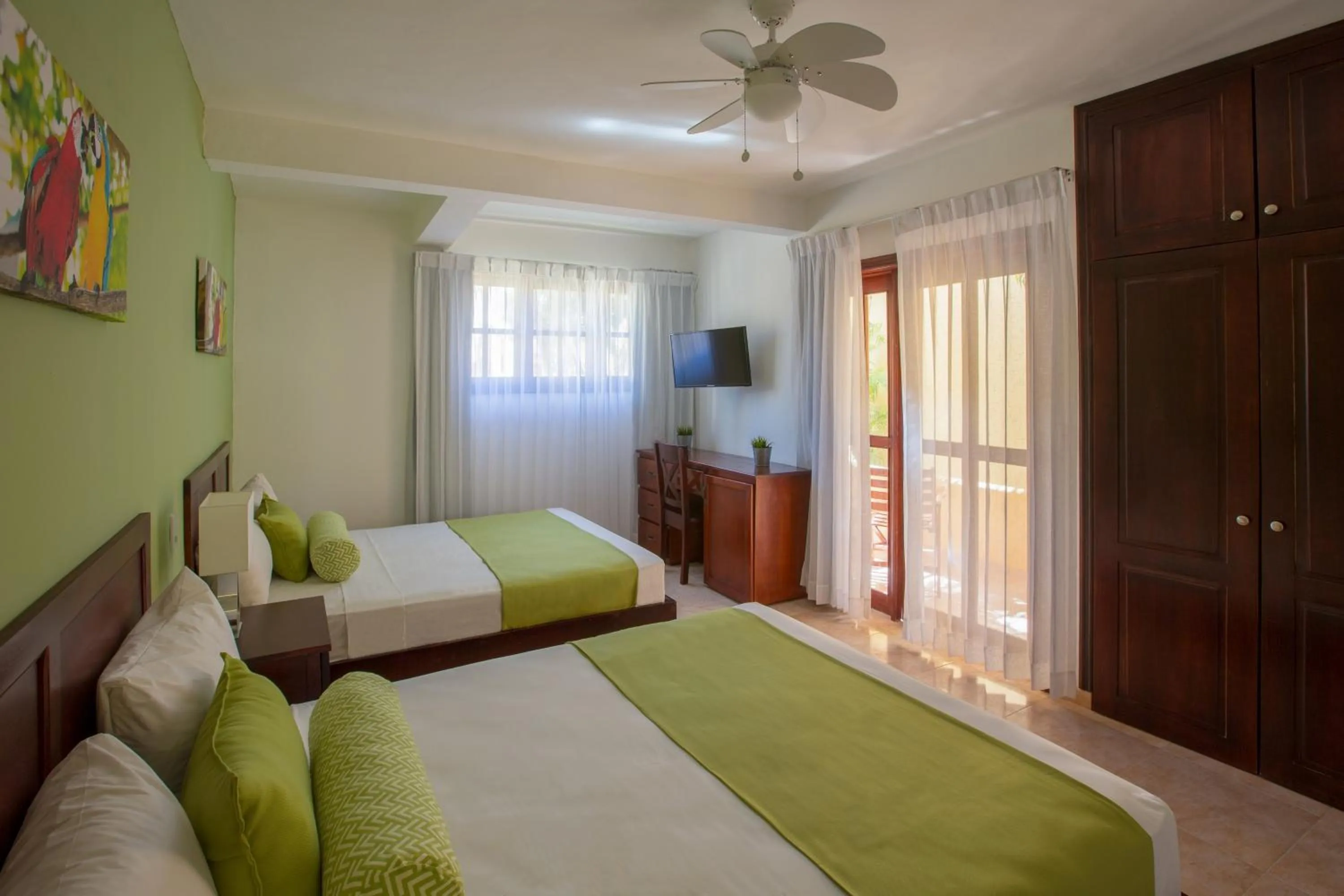 TV and multimedia, Bed in Hotel whala!bávaro - All Inclusive
