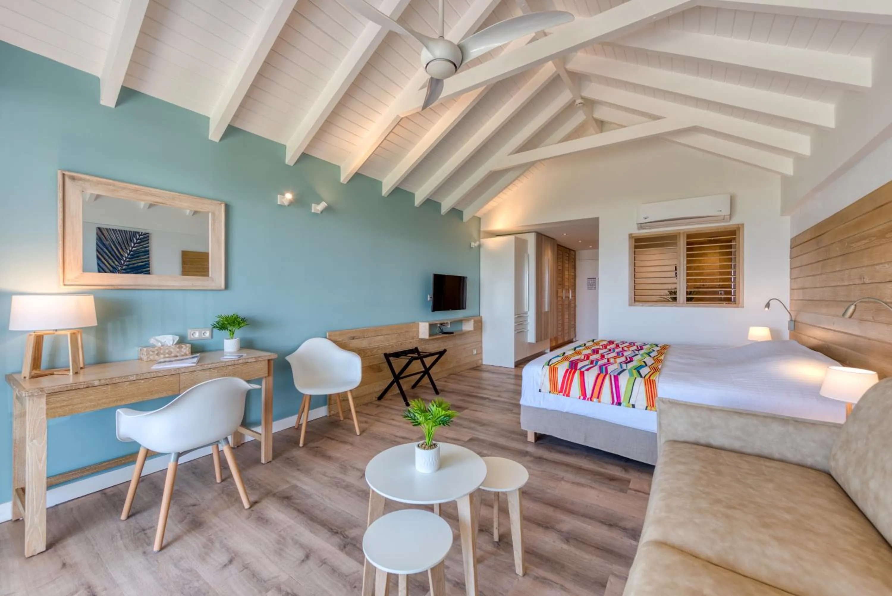 Bedroom, Bed in La Playa Orient Bay