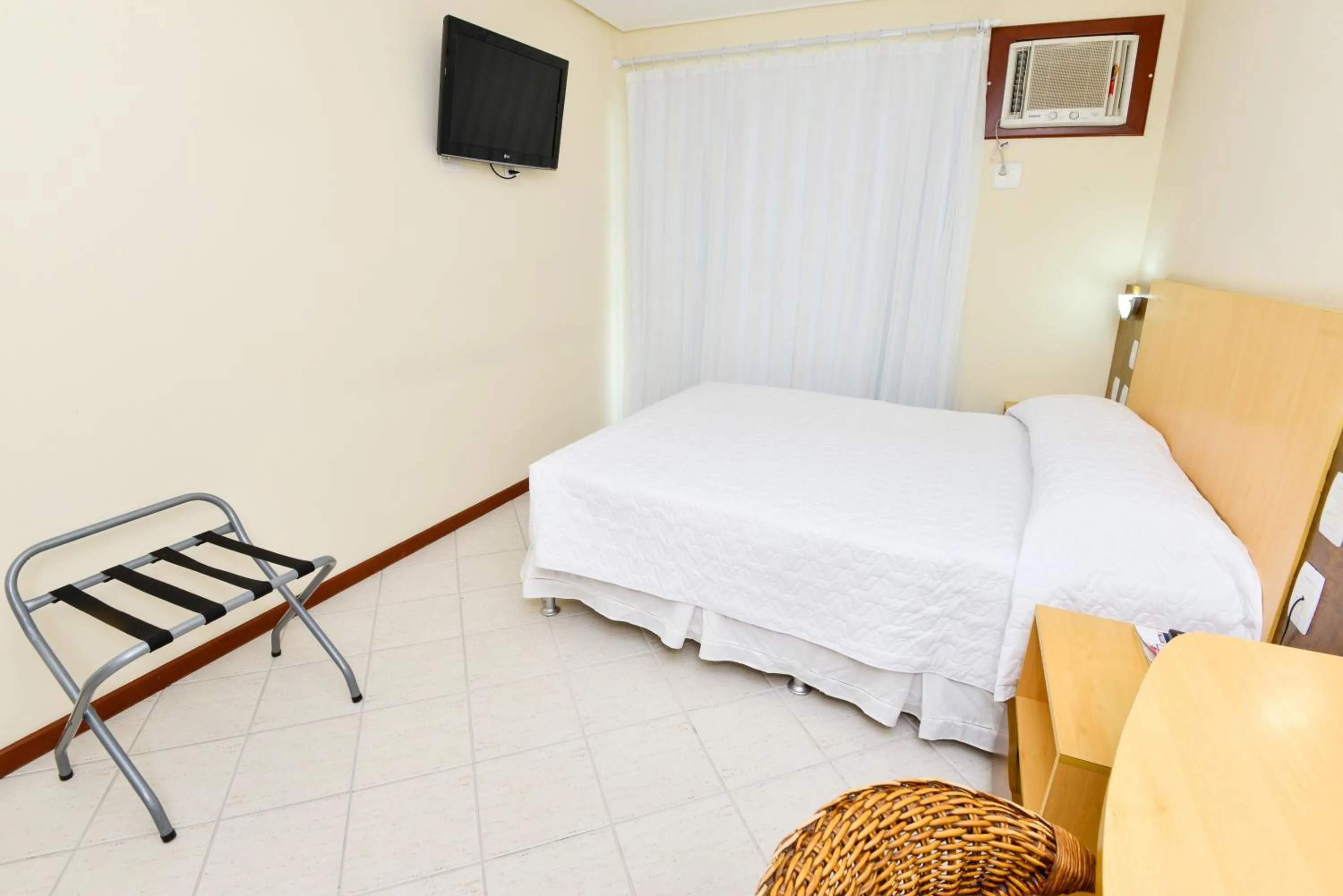 Photo of the whole room, Bed in Hotel Plaza Mar