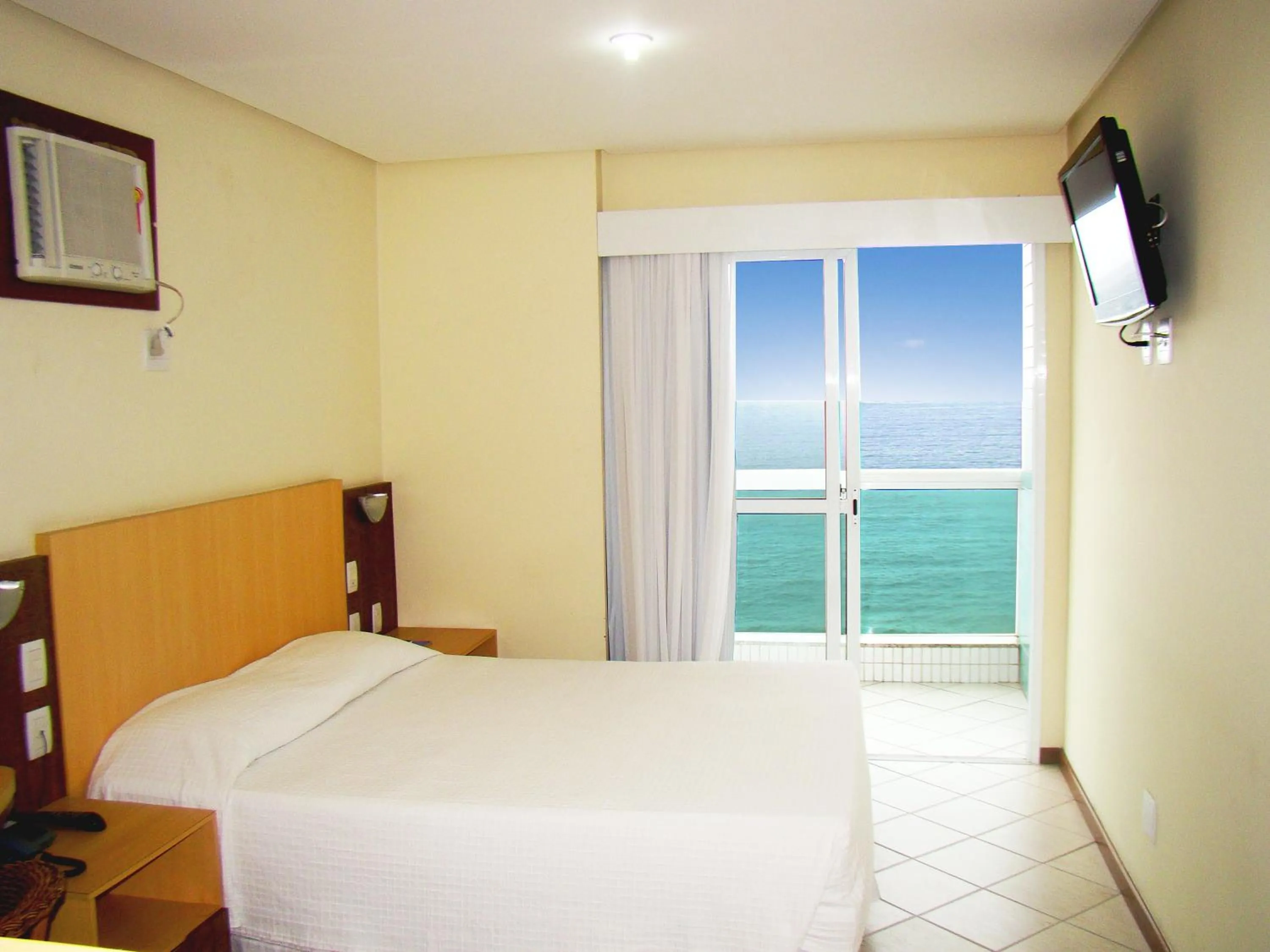 Bed in Hotel Plaza Mar