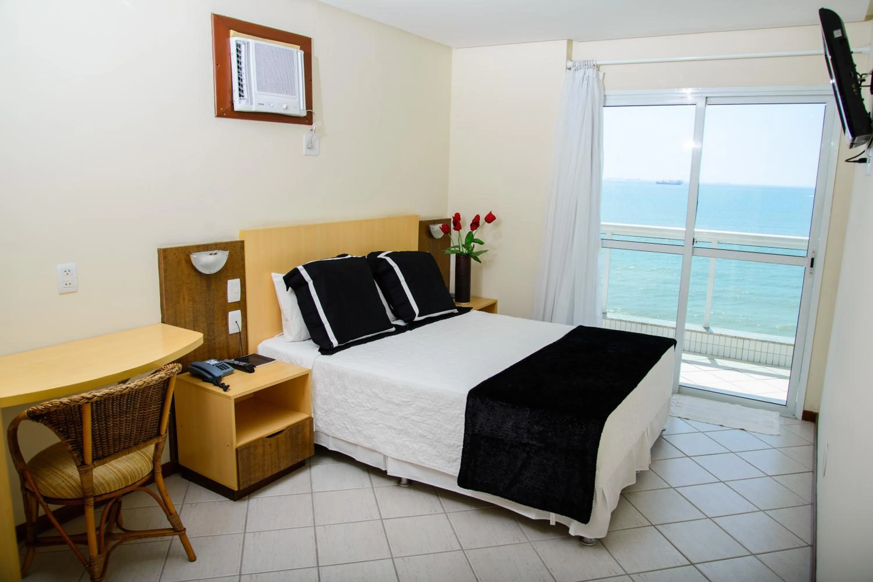 Photo of the whole room, Bed in Hotel Plaza Mar