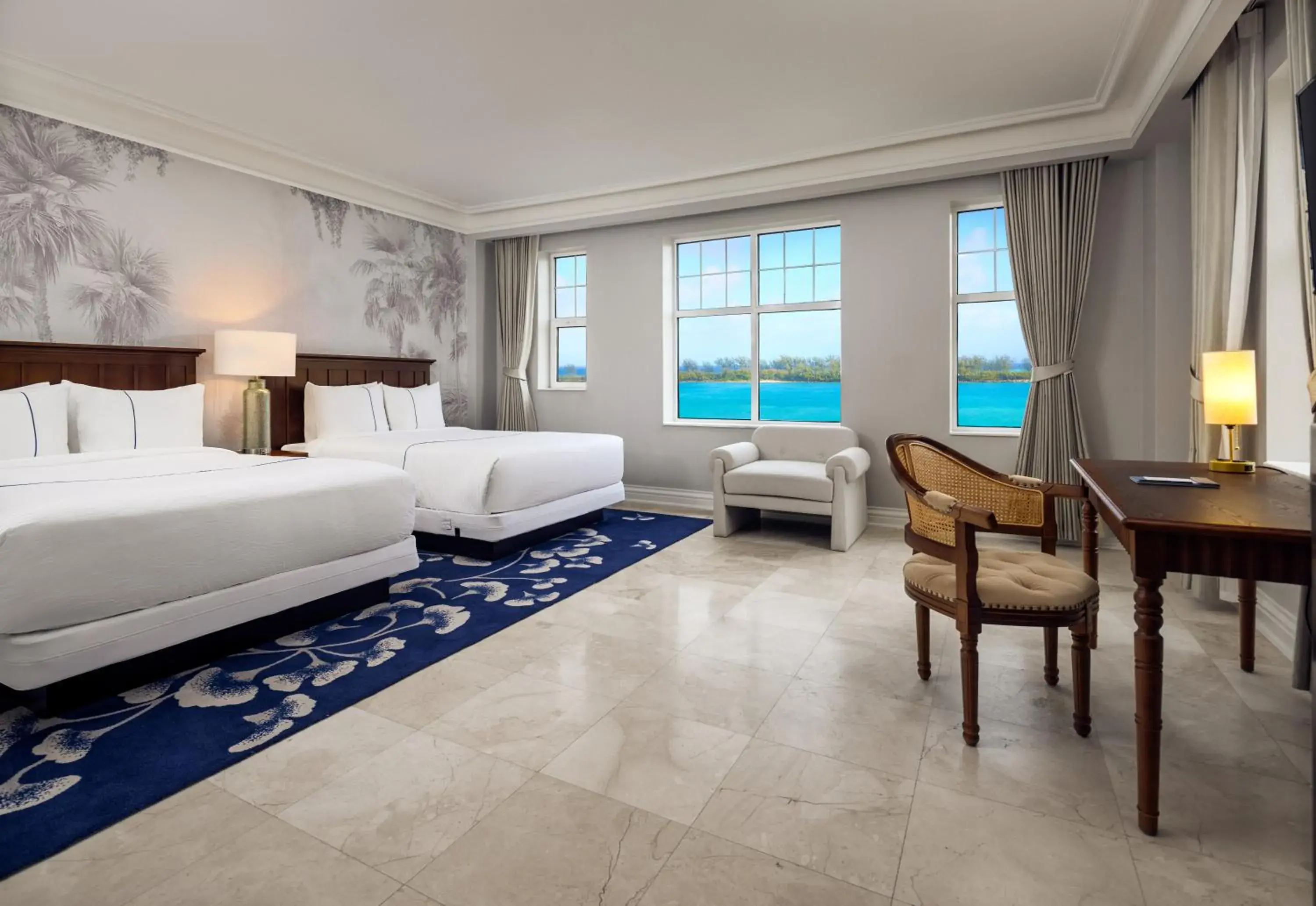 Quadruple Room with Sea View in British Colonial Nassau Quadruple Room with Sea View in British Colonial Nassau