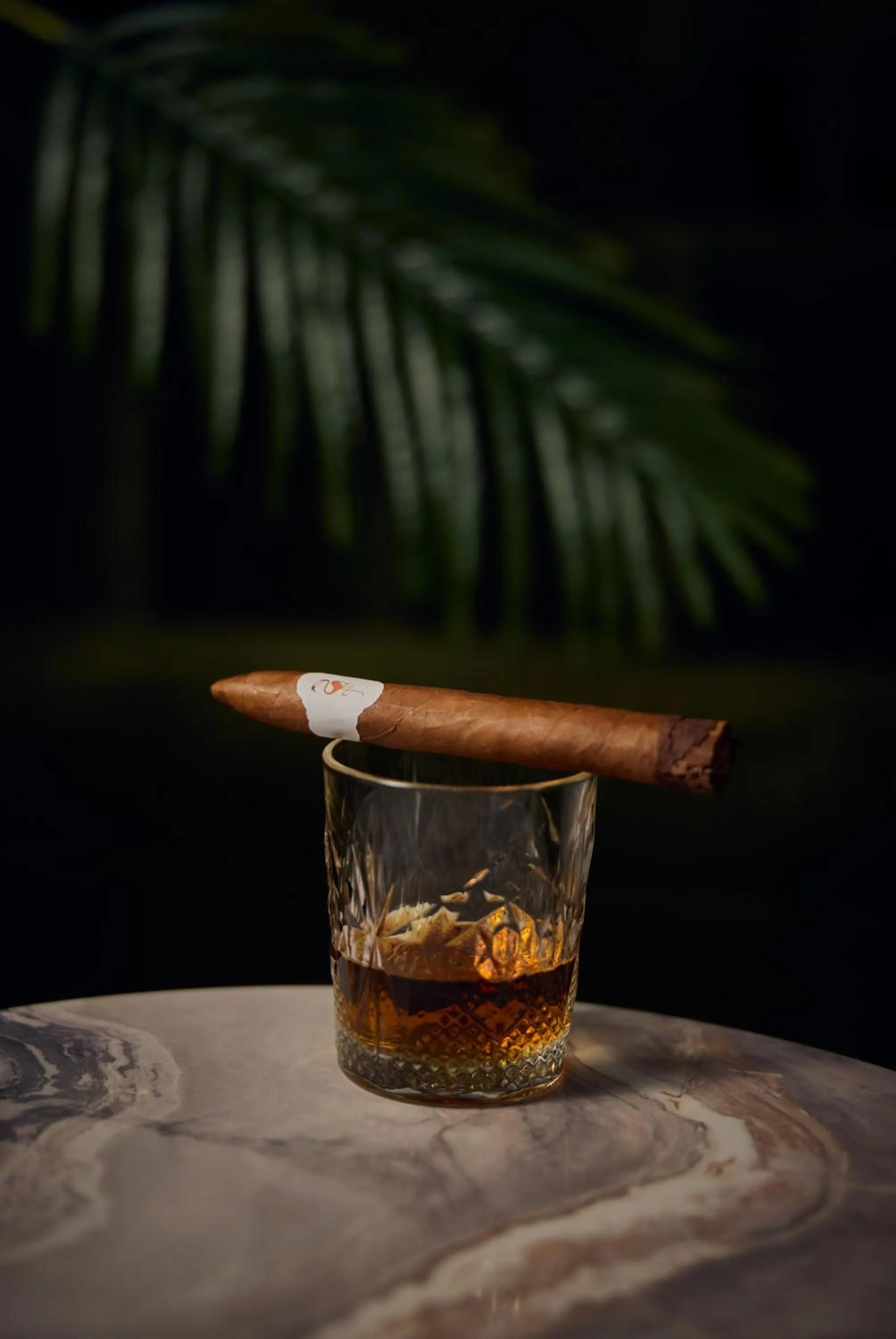 Food and drinks in British Colonial Nassau