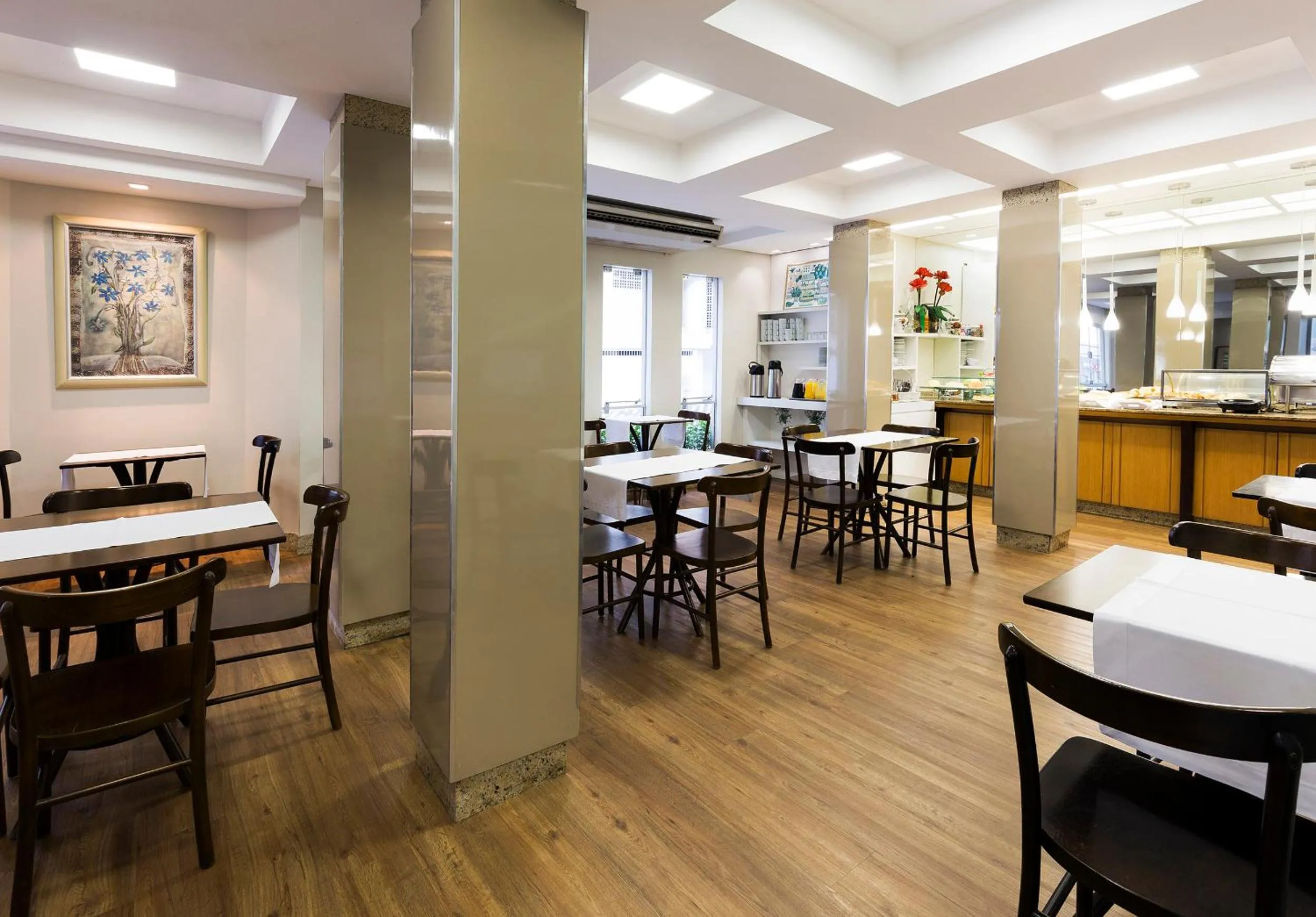 Restaurant/places to eat in Tropikalya Prime Hotel