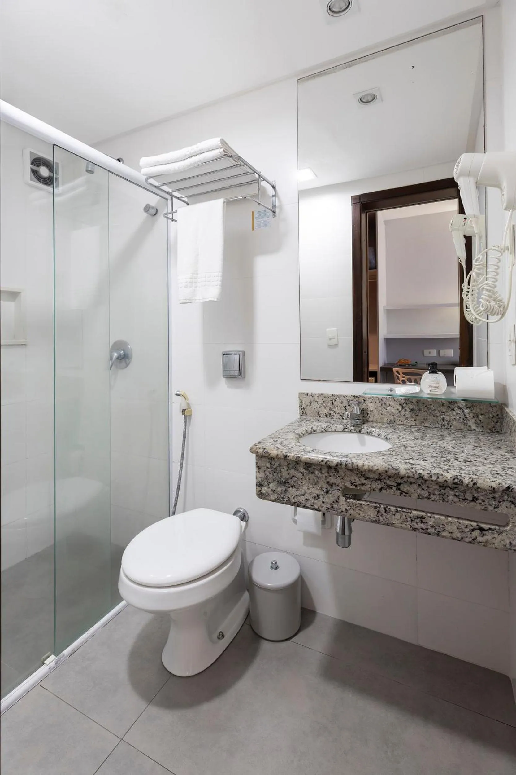 Bathroom in Tropikalya Prime Hotel