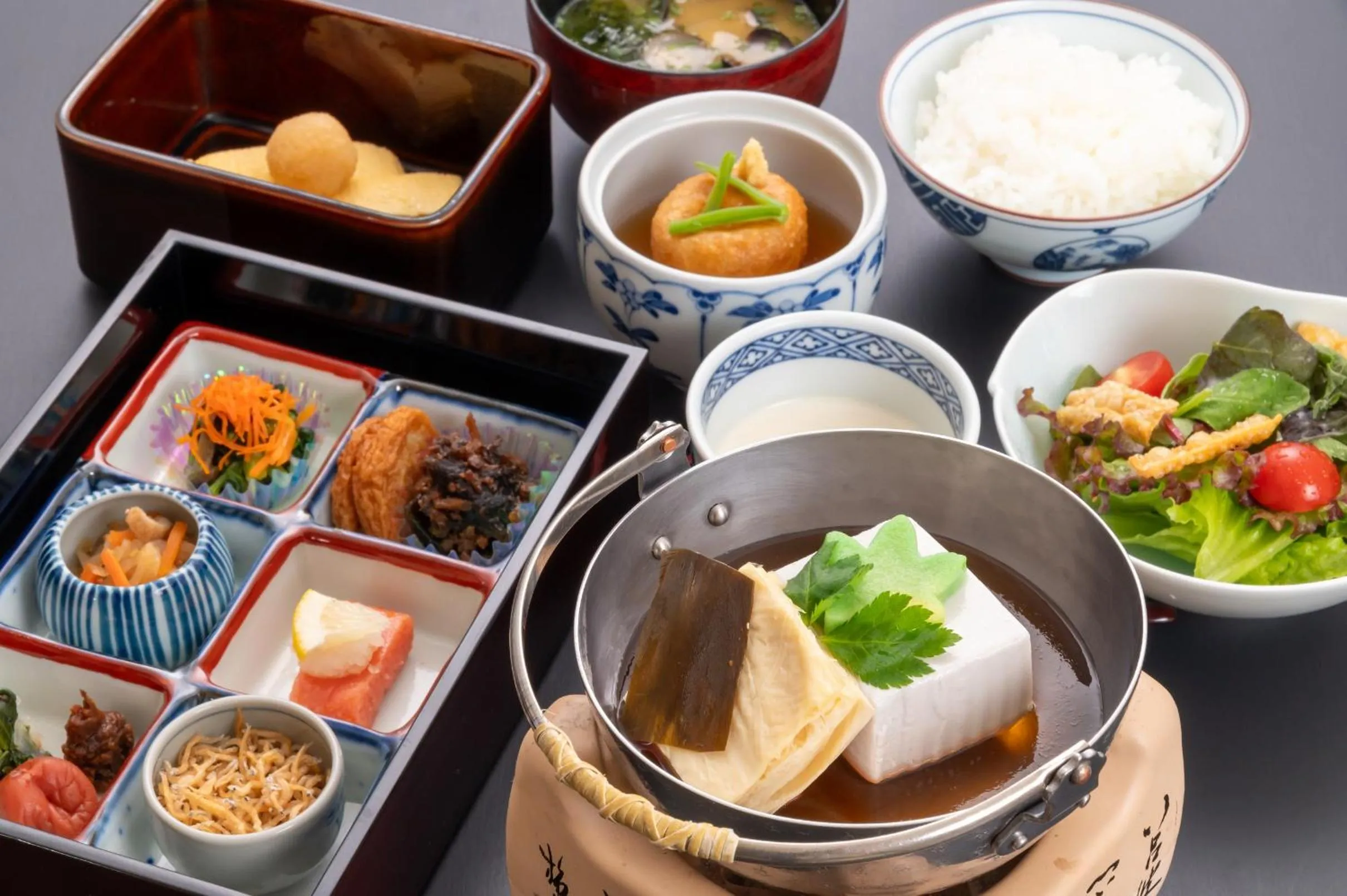 Breakfast in Motoyu Kosenkaku