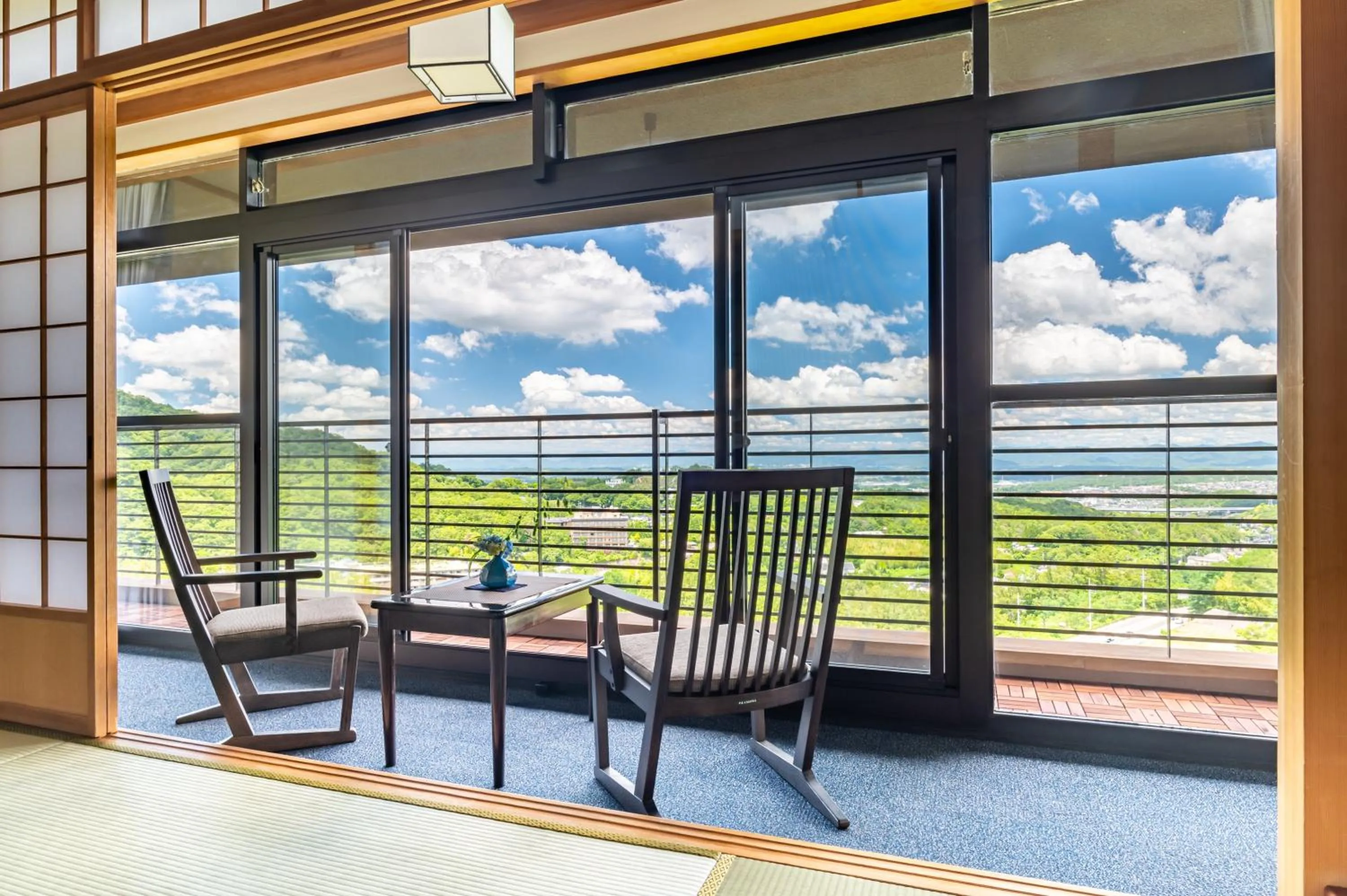 Mountain view in Motoyu Kosenkaku