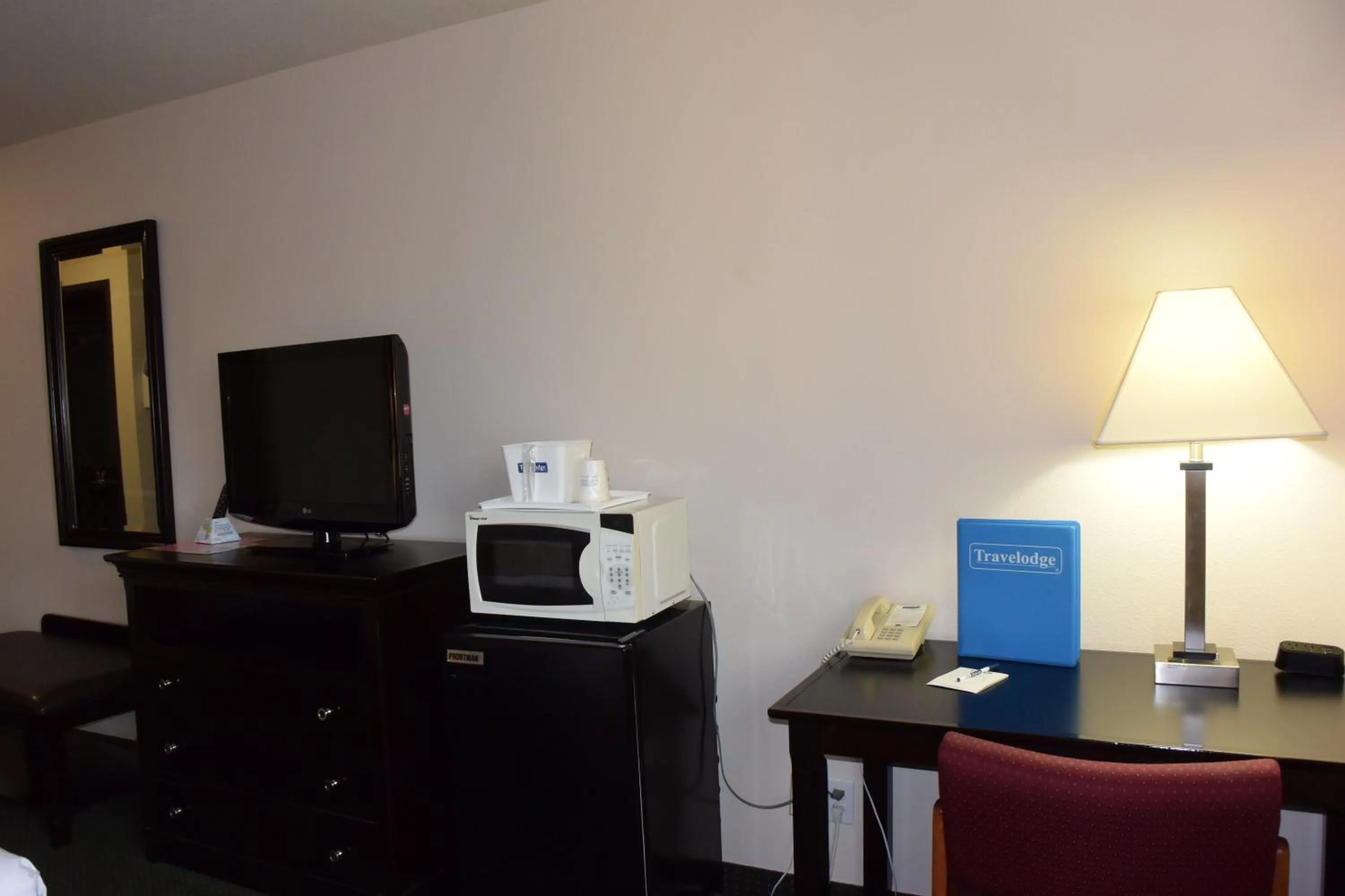 Decorative detail in Travelodge by Wyndham, Newberg