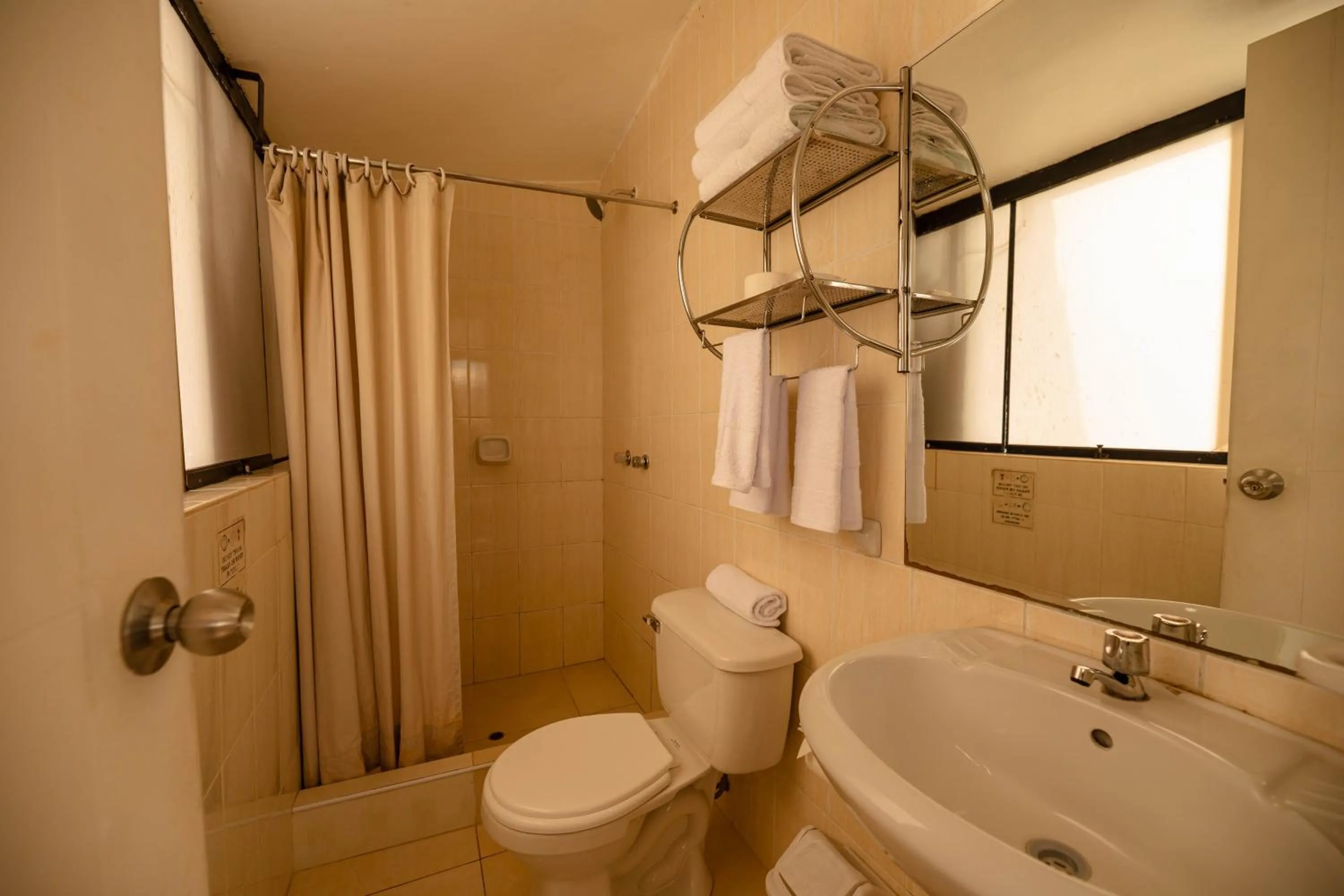 Bathroom in Mayu Boutique Hotel