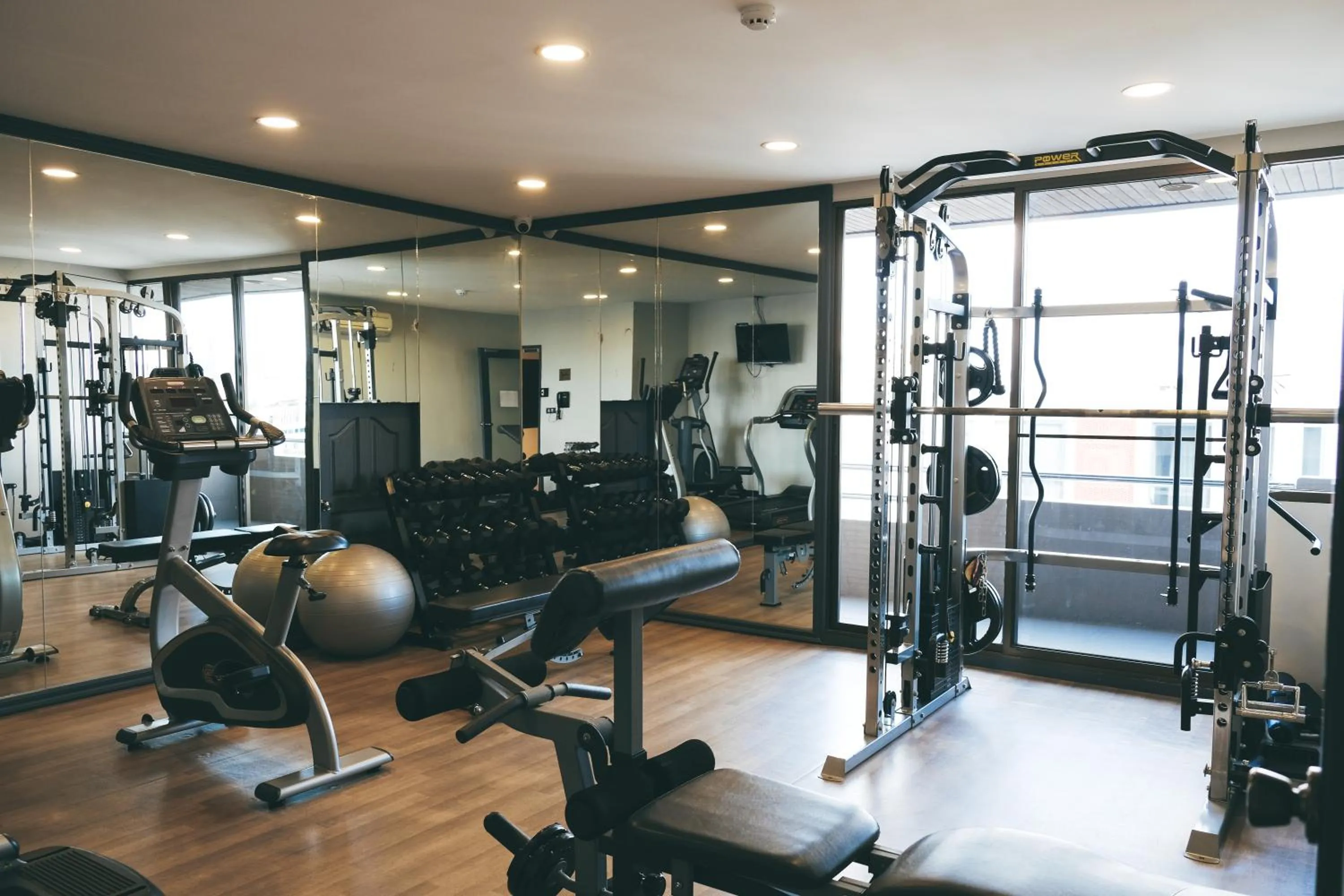 Fitness centre/facilities in THEA Private Suites by TH District