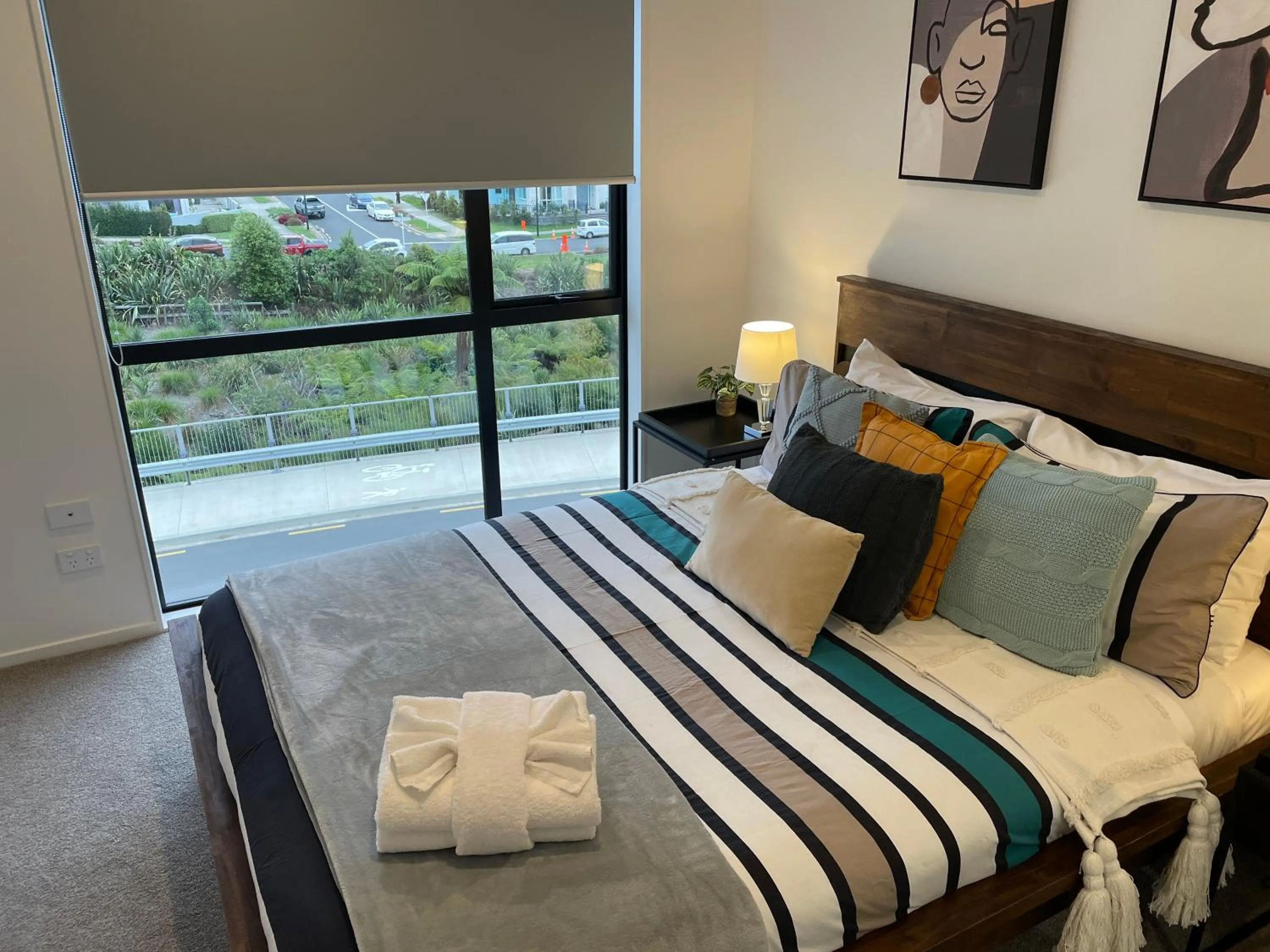 Bed in Flat Bush Holiday Accommodation