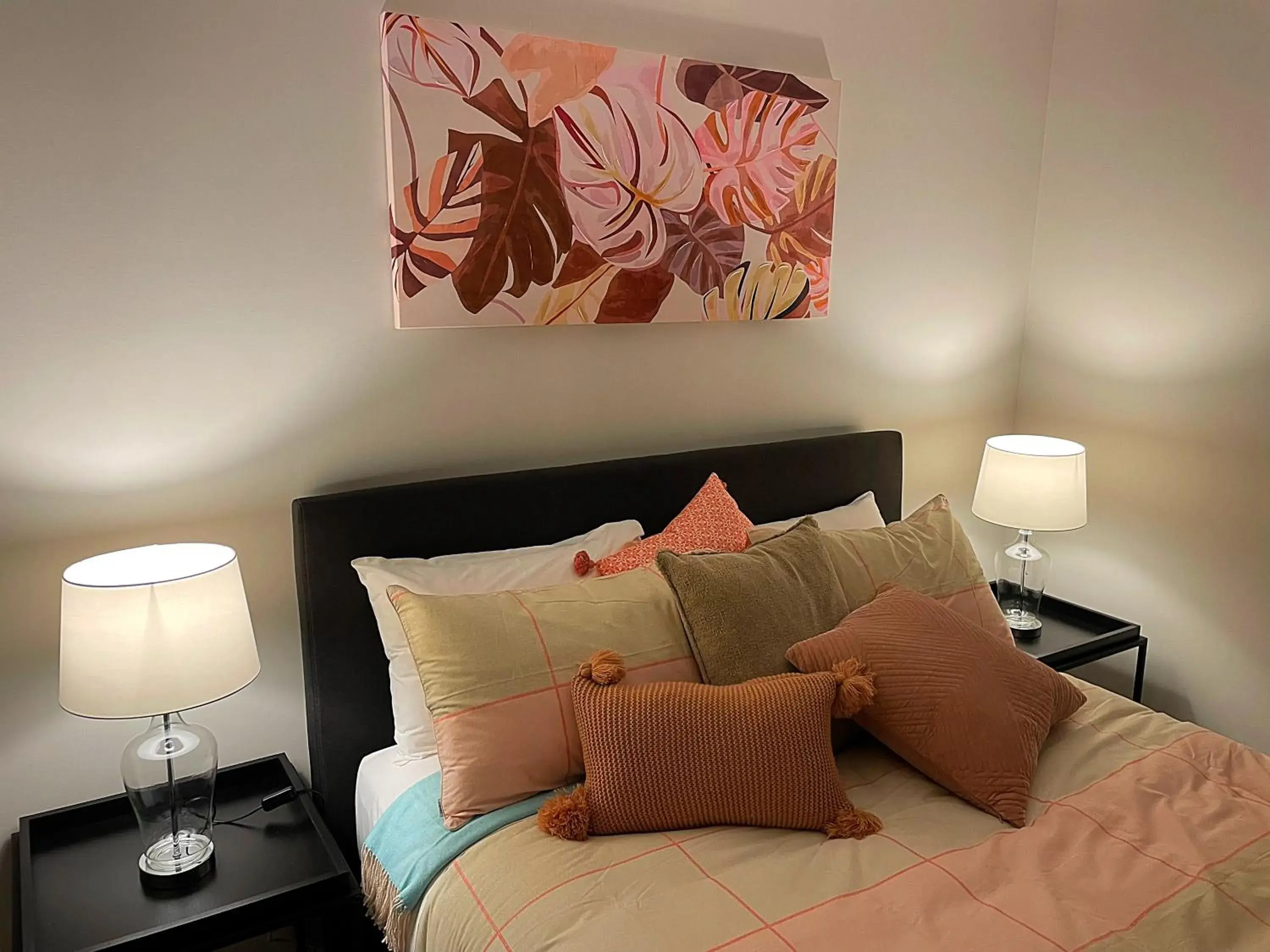 Superior Queen Room in Flat Bush Holiday Accommodation Superior Queen Room in Flat Bush Holiday Accommodation