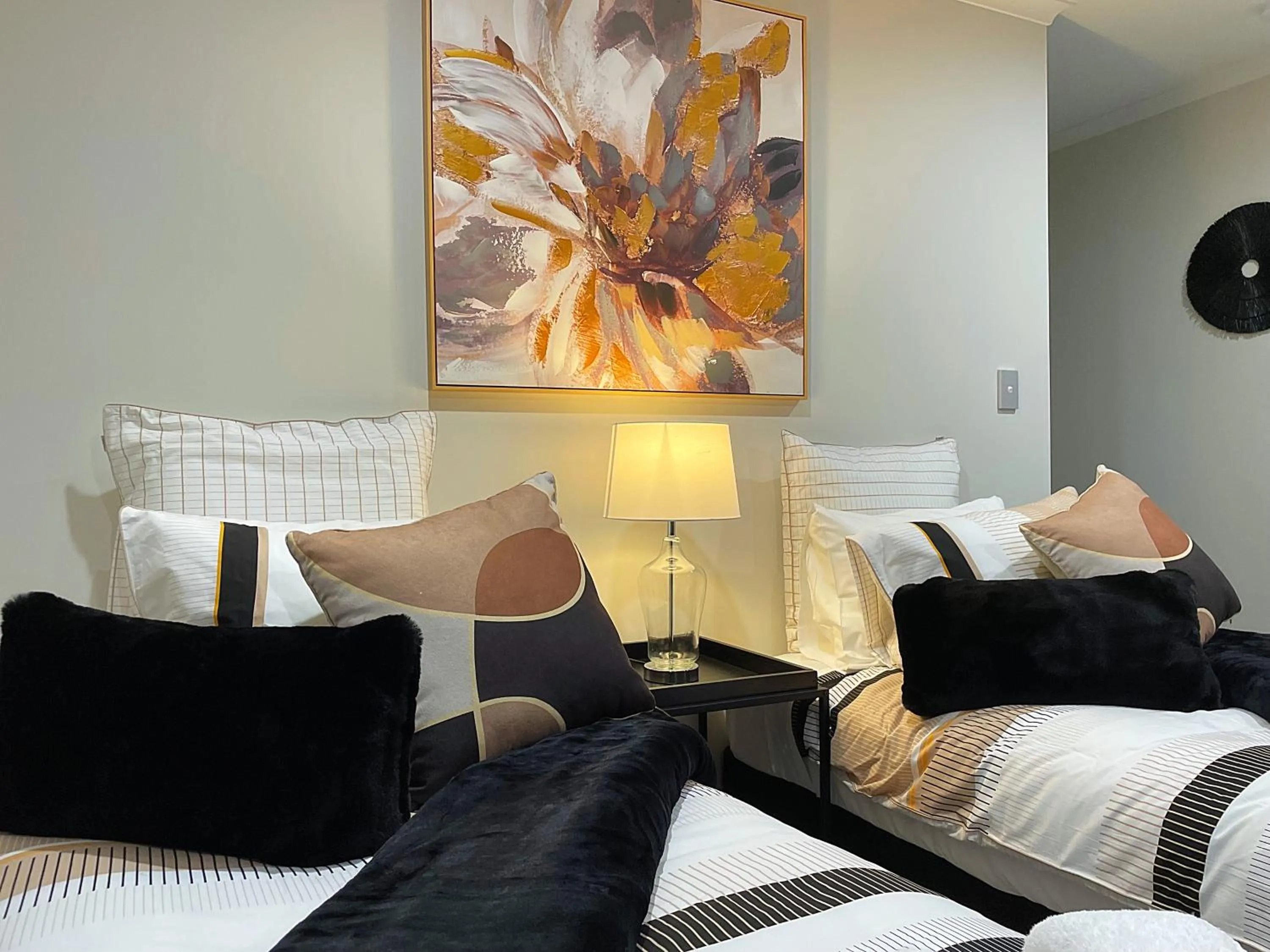 Bed in Flat Bush Holiday Accommodation