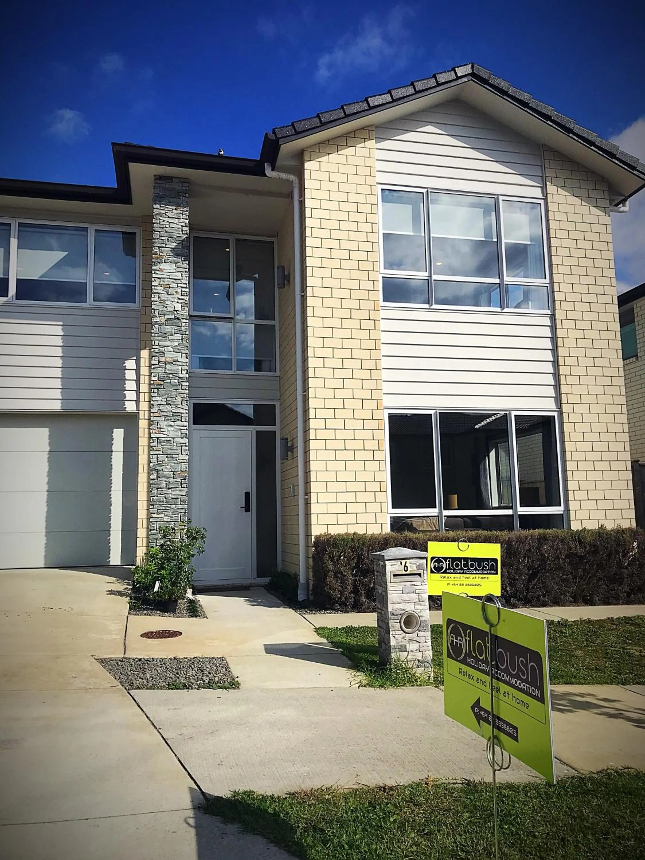 Property building in Flat Bush Holiday Accommodation