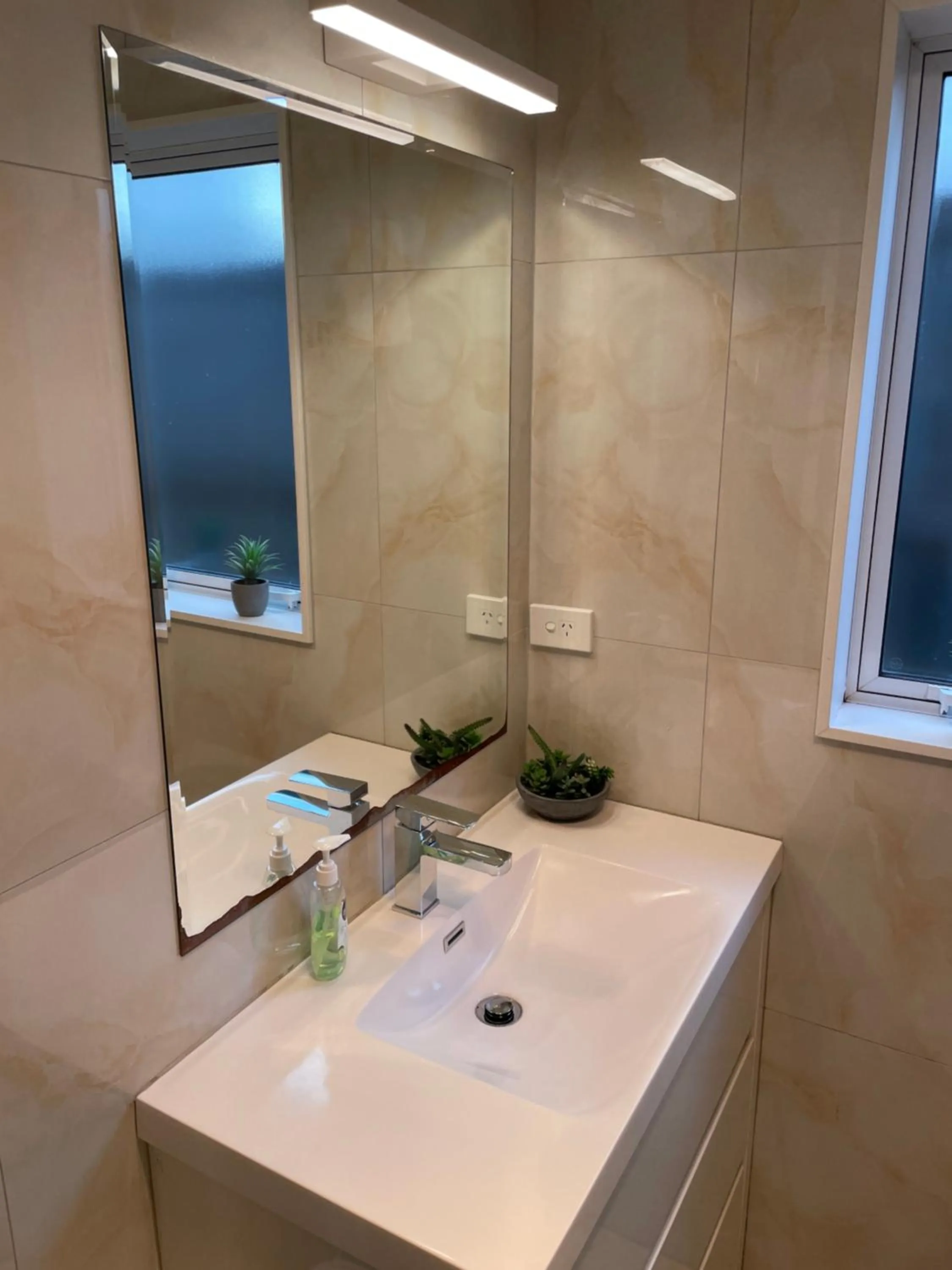 Bathroom in Flat Bush Holiday Accommodation