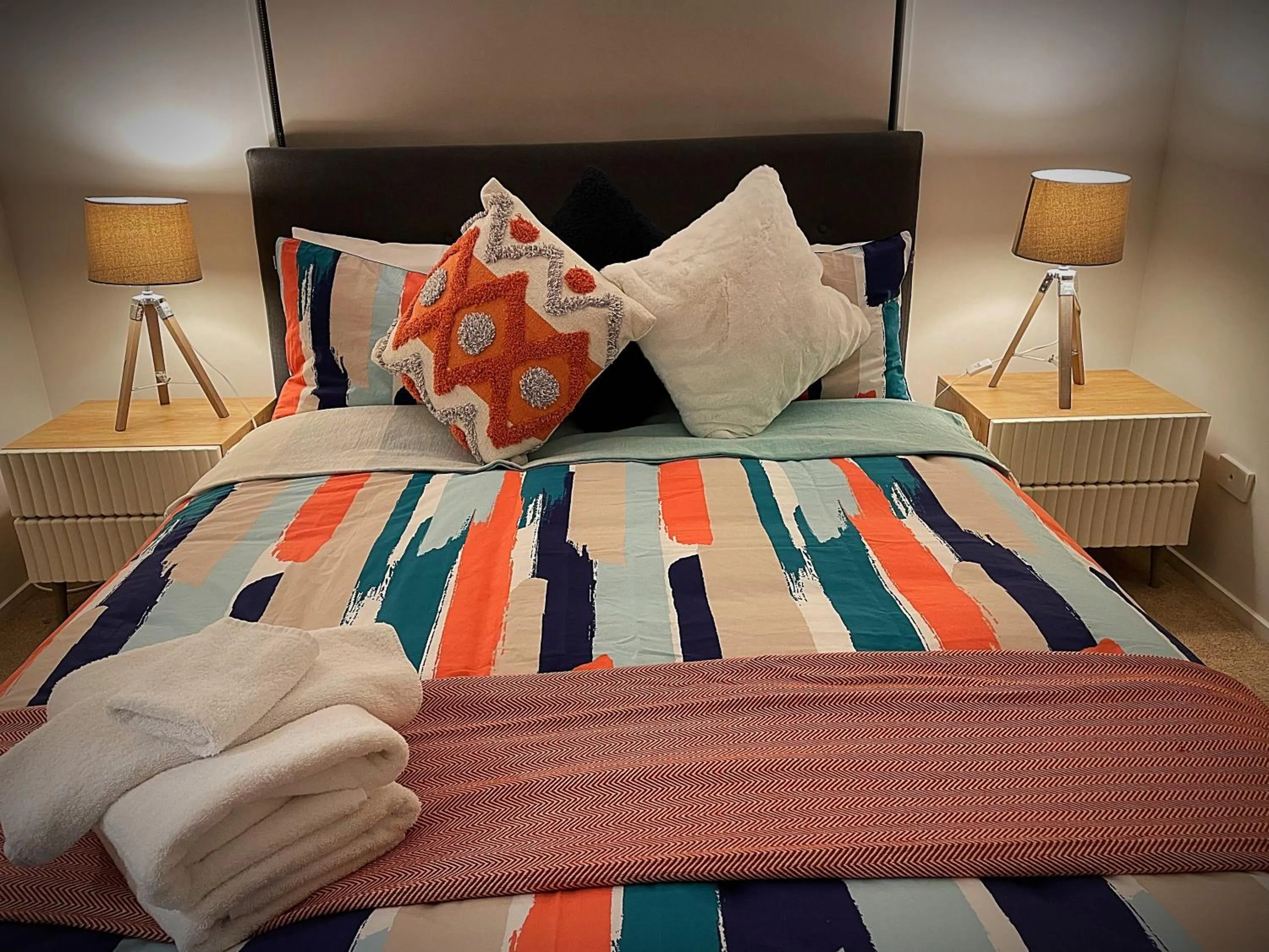 Decorative detail, Bed in Flat Bush Holiday Accommodation