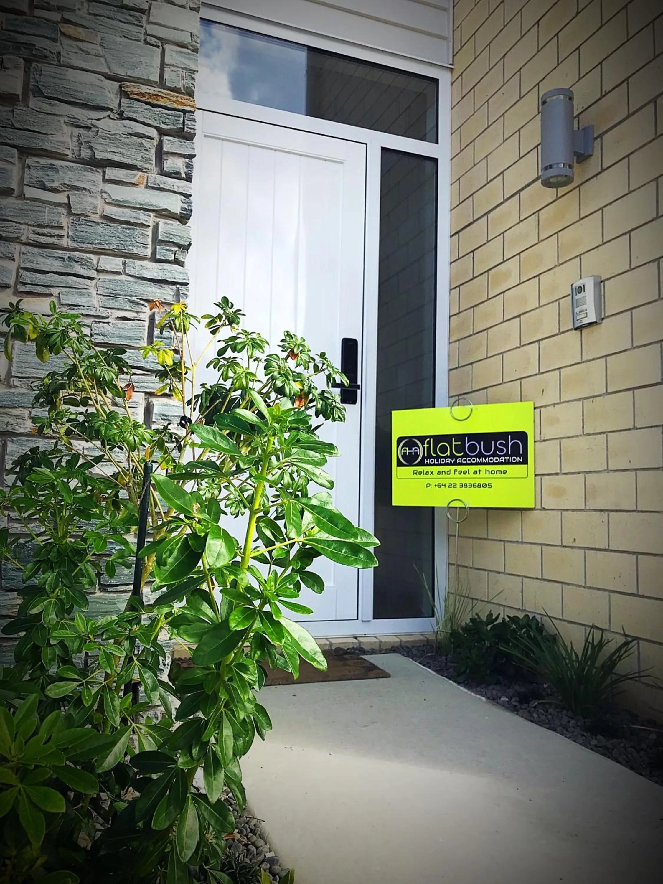 Facade/entrance in Flat Bush Holiday Accommodation