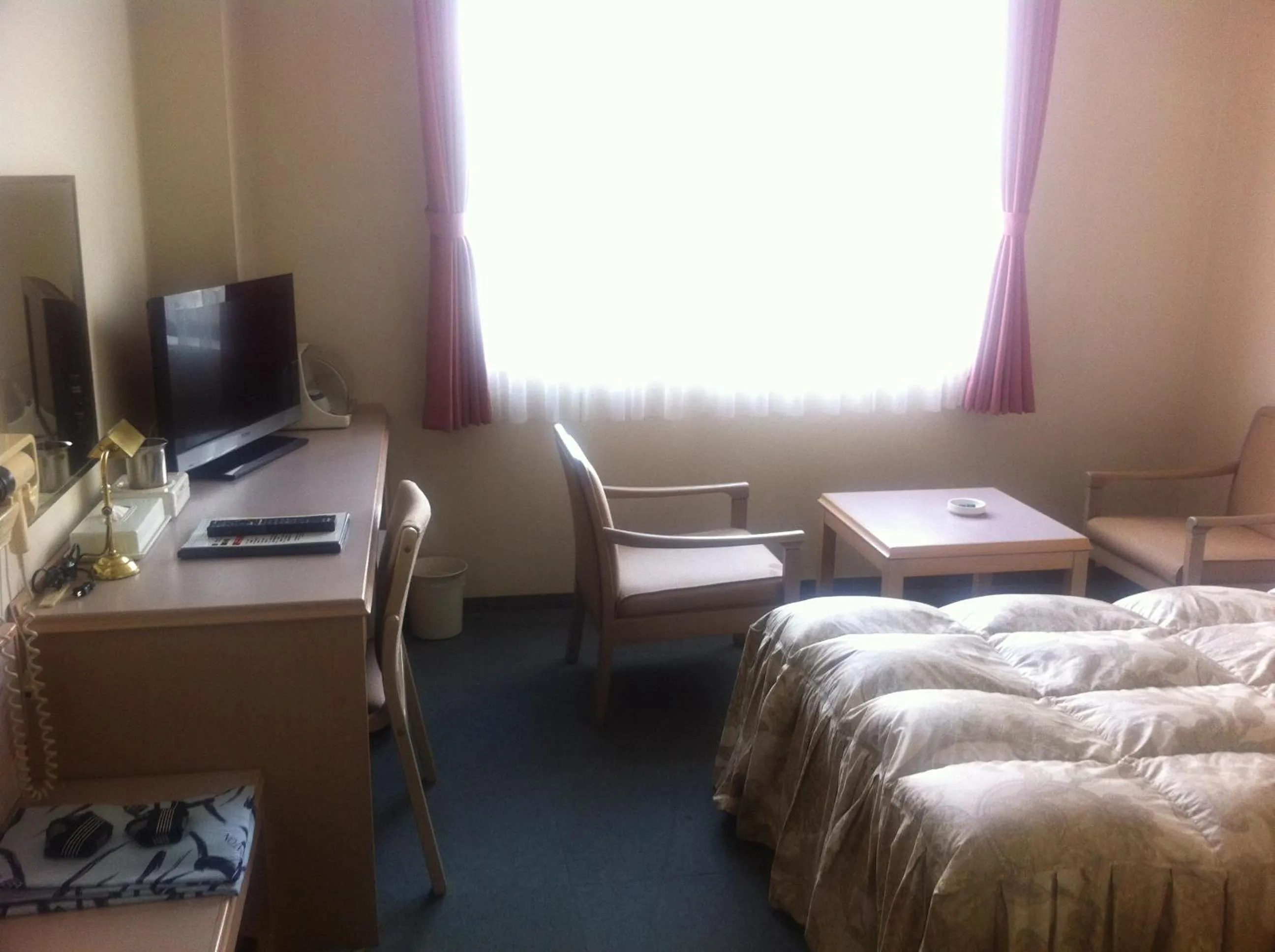 Photo of the whole room, Bed in Hotel Sunfuraton