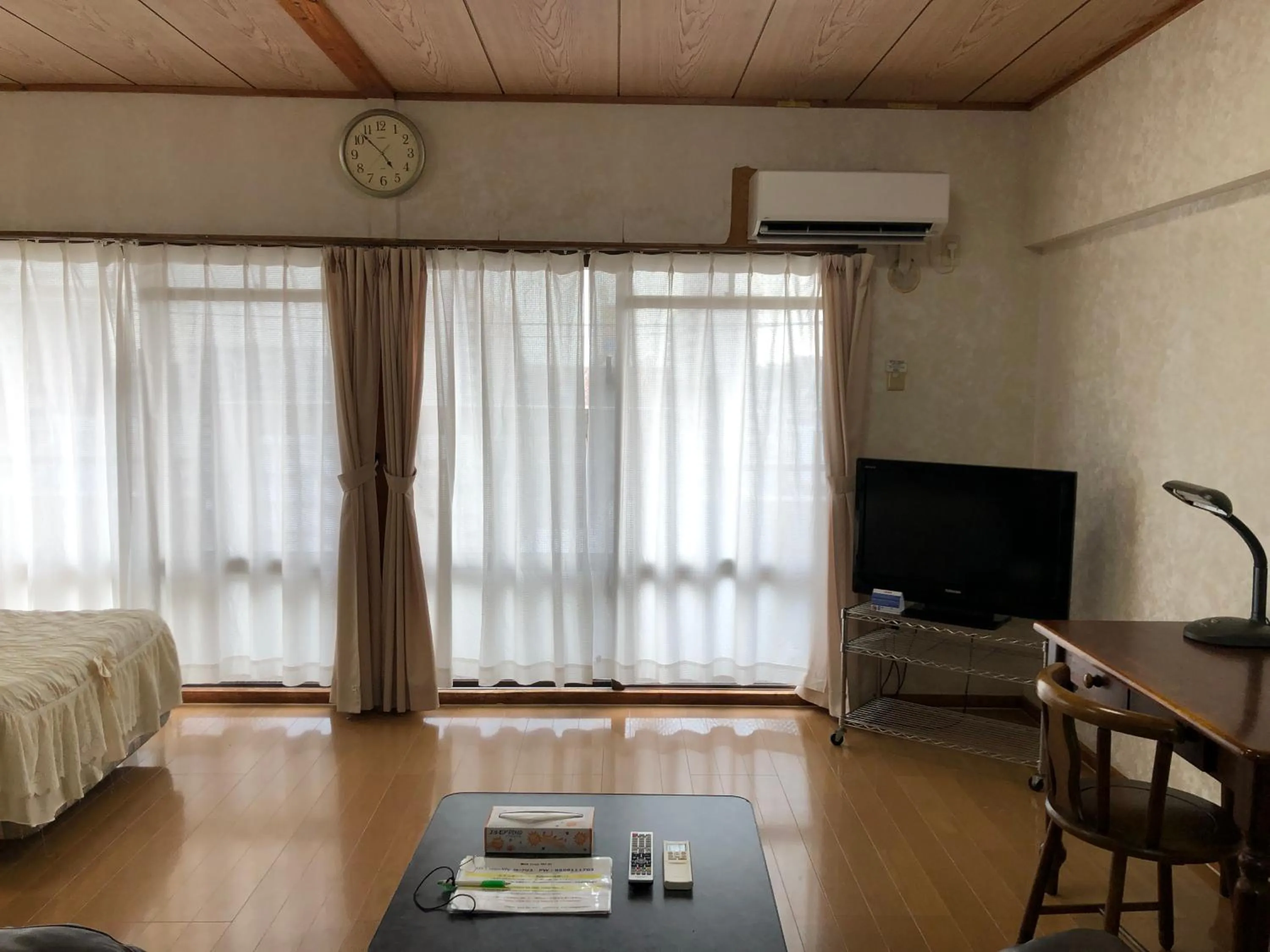 Bed in Weekly Harbourview Mansion Main Building