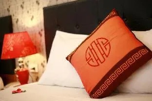 Bedroom, Bed in Urban Alley Hotel