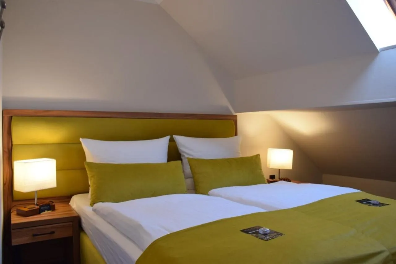 Bed in Hotel Garni " Am Domplatz"