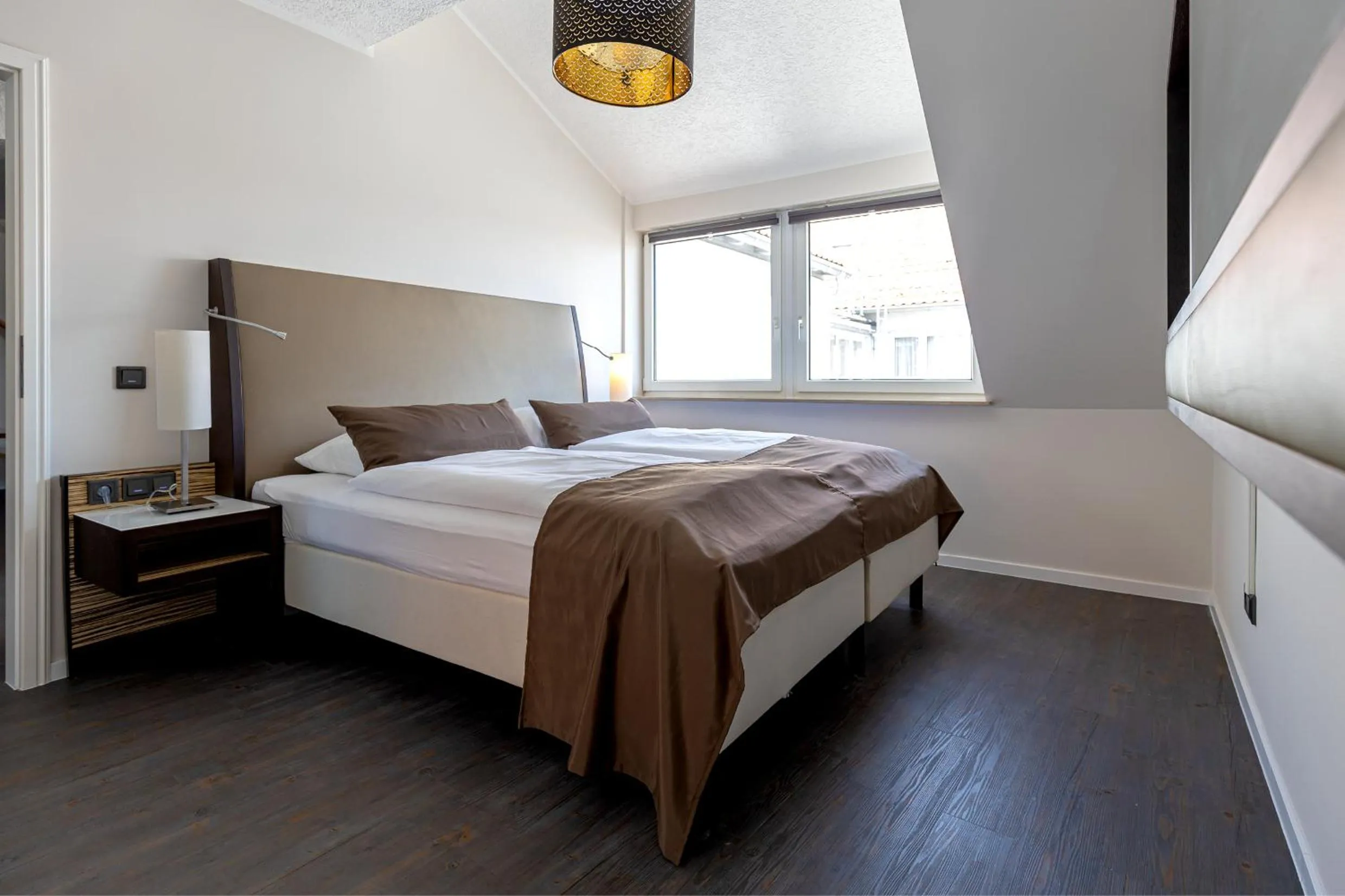 Bedroom, Bed in Hotel Garni " Am Domplatz"