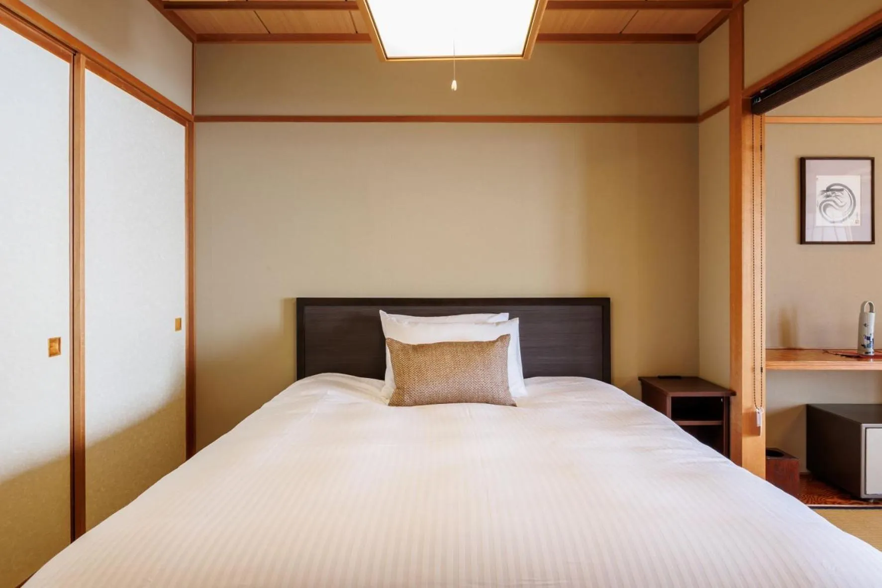 Bed in Sado Resort Hotel Azuma