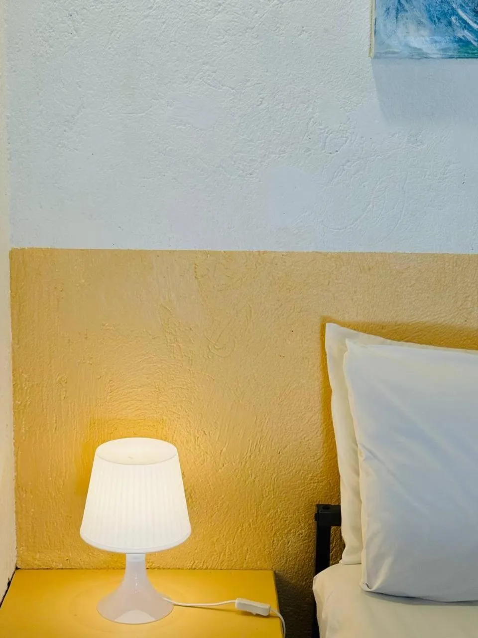 Bed in Lazy Dog Bed & Breakfast