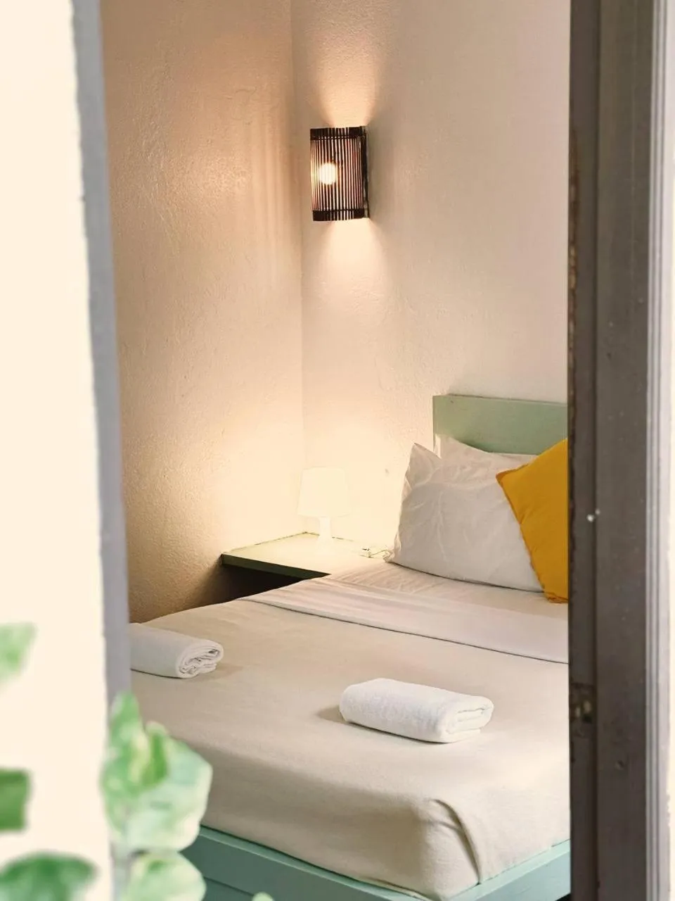 Bed in Lazy Dog Bed & Breakfast