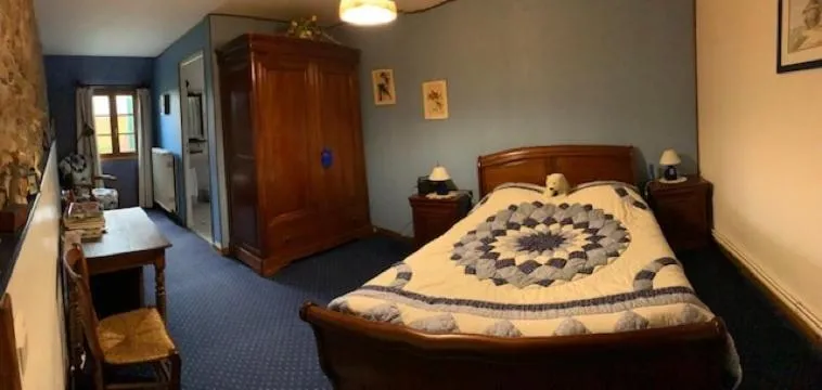 Photo of the whole room, Bed in CHAMBRES D' HOTES LA LISON