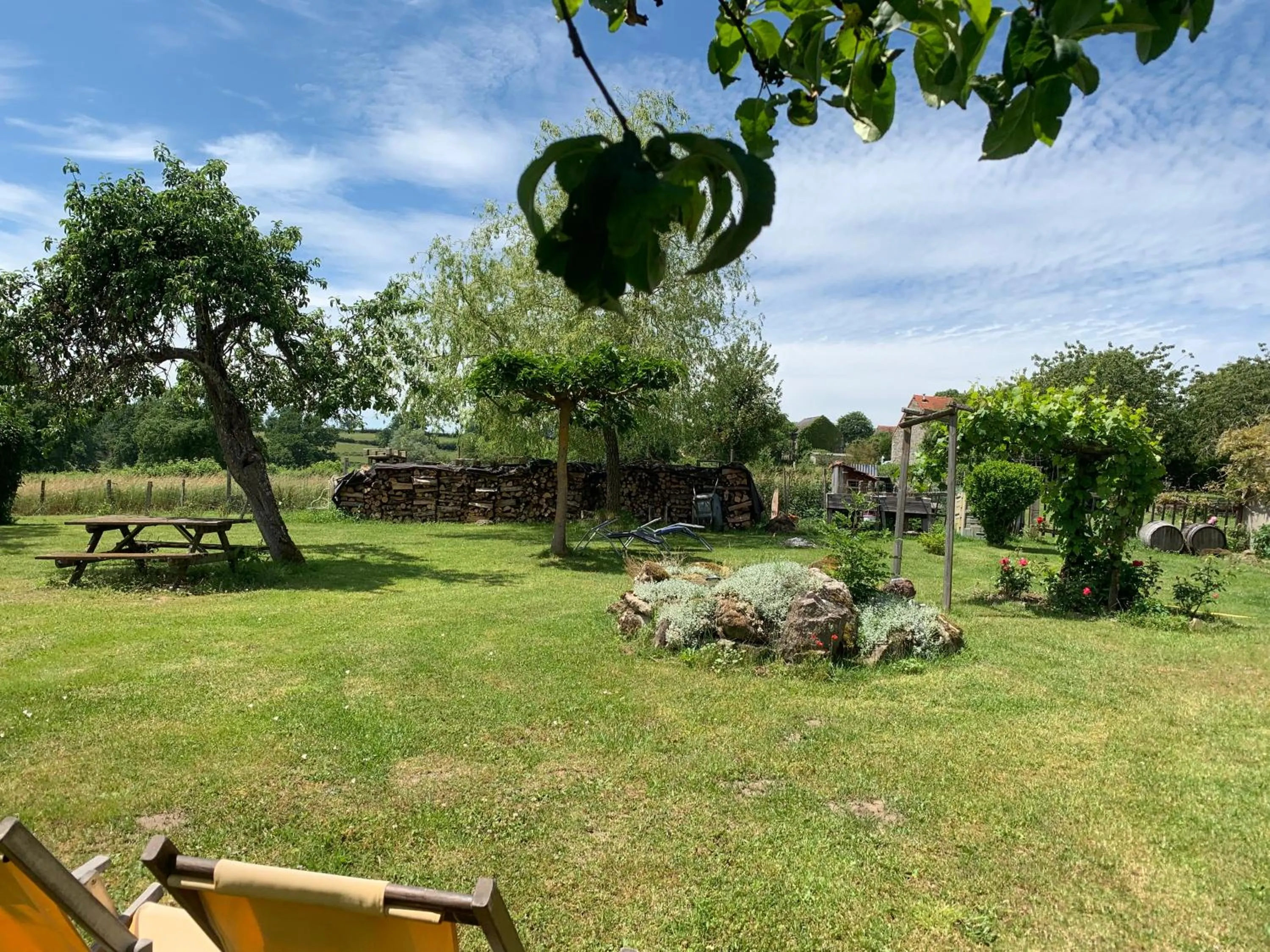 Garden in CHAMBRES D' HOTES LA LISON