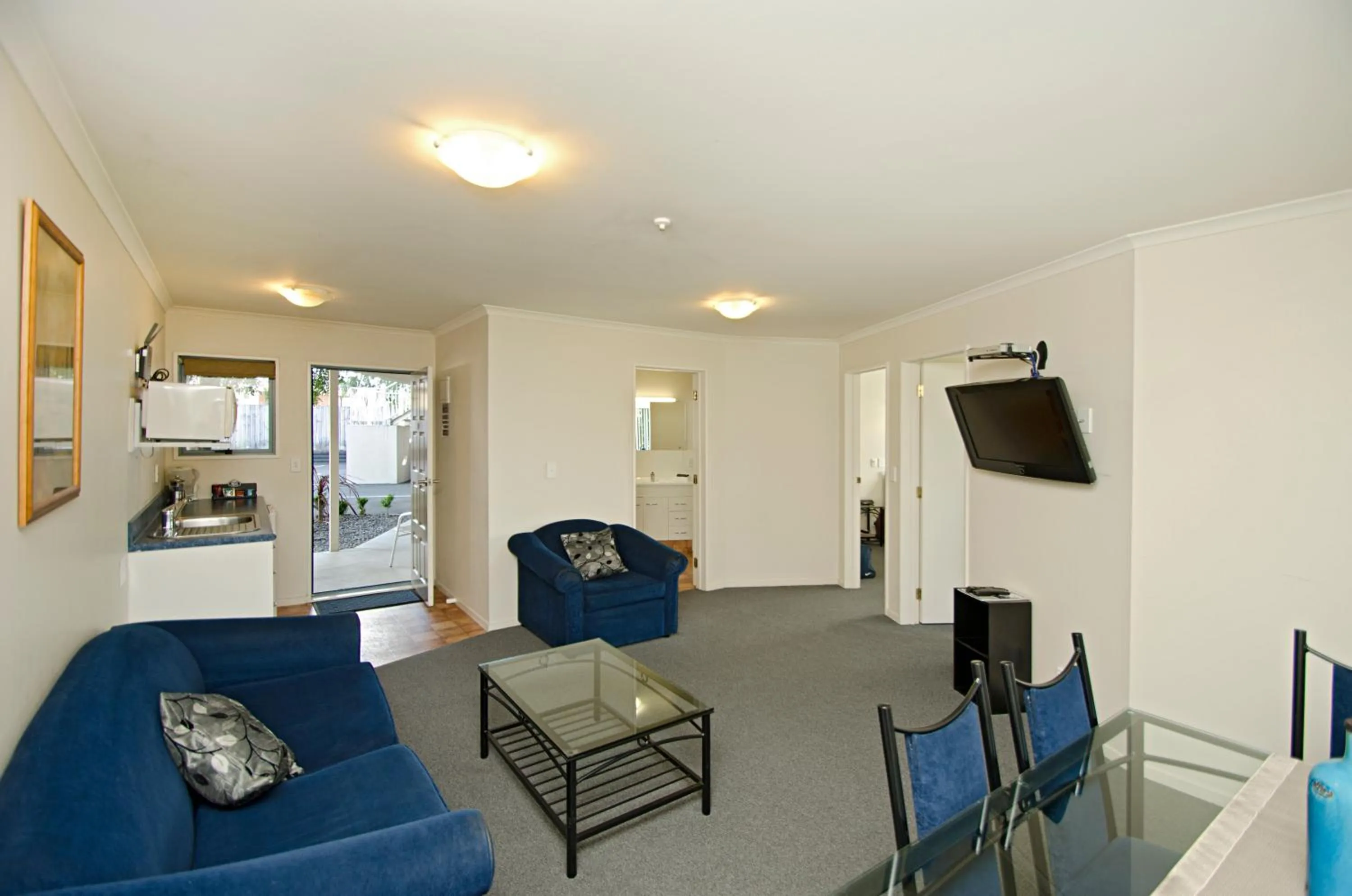 TV and multimedia in Gateway Motor Inn