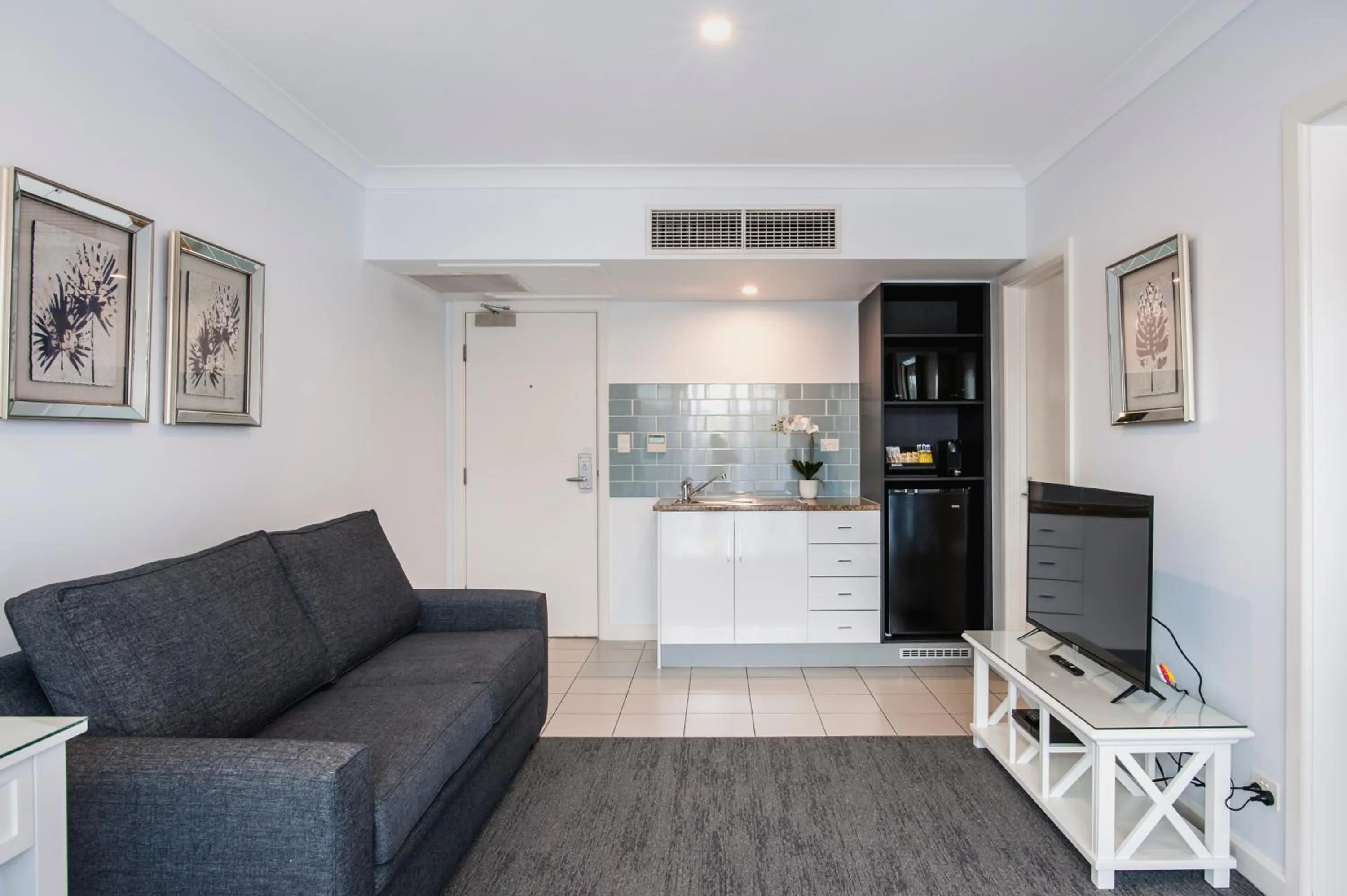 Kitchen or kitchenette in Marina Hotel