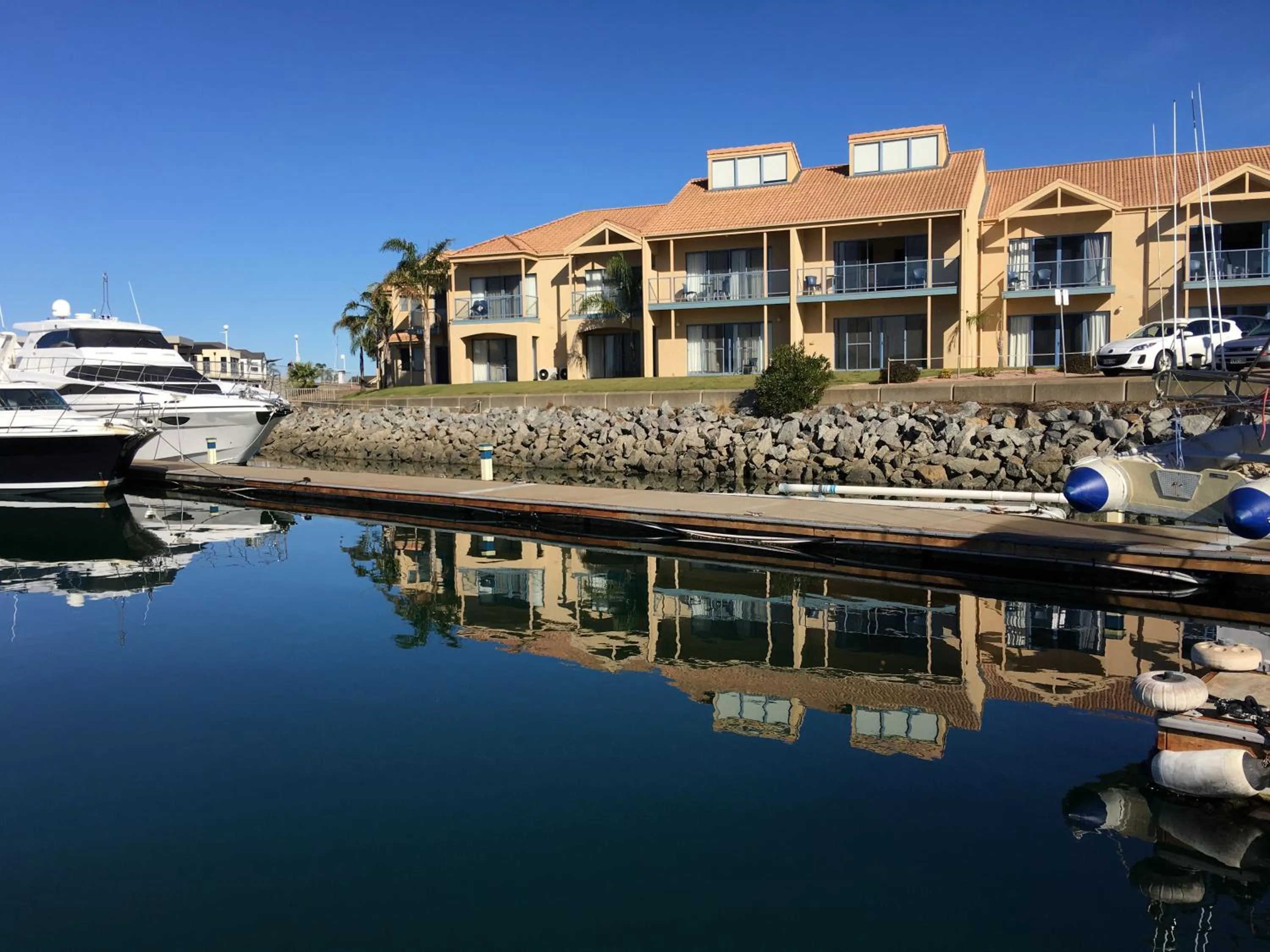 Balcony/Terrace in Marina Hotel