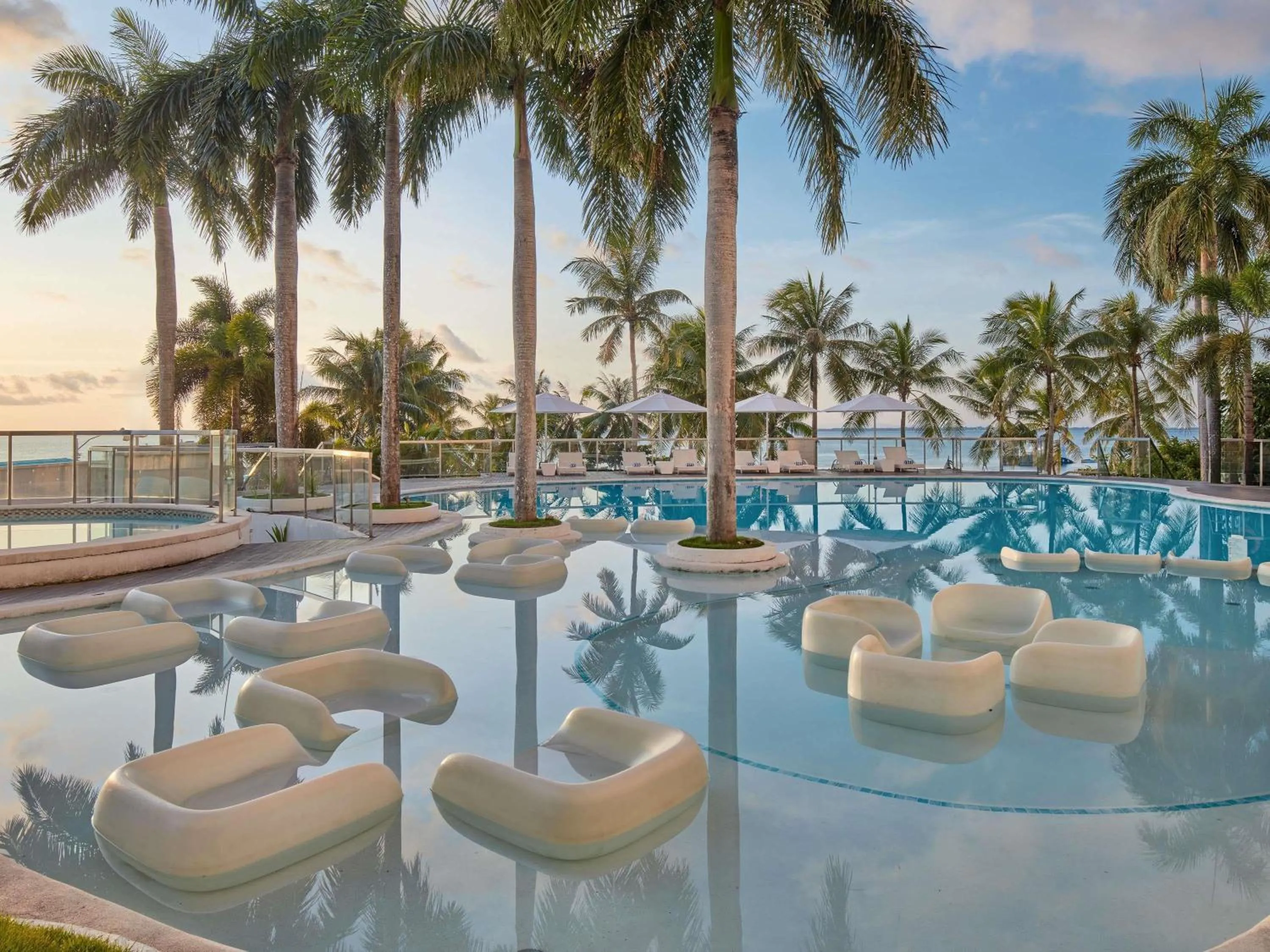 Pool view in Mövenpick Hotel Mactan Island Cebu