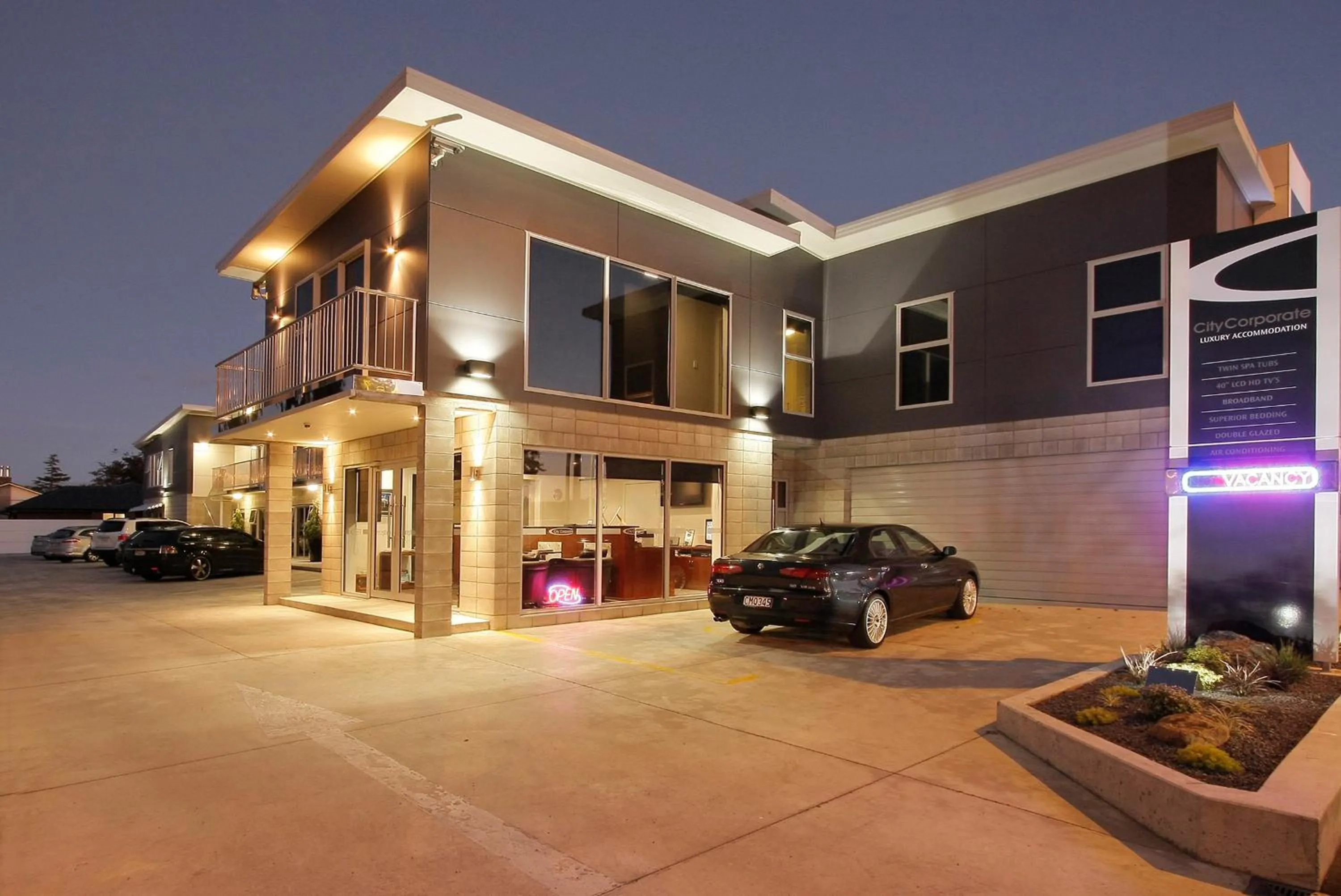 Facade/entrance in City Corporate Motor Inn