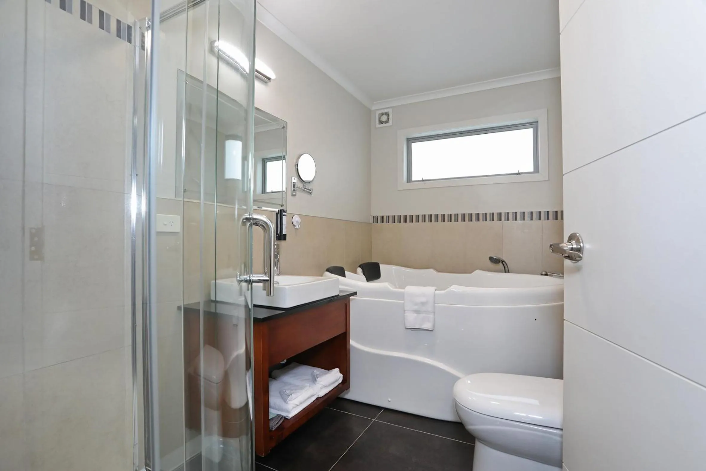 City Corporate Motor Inn