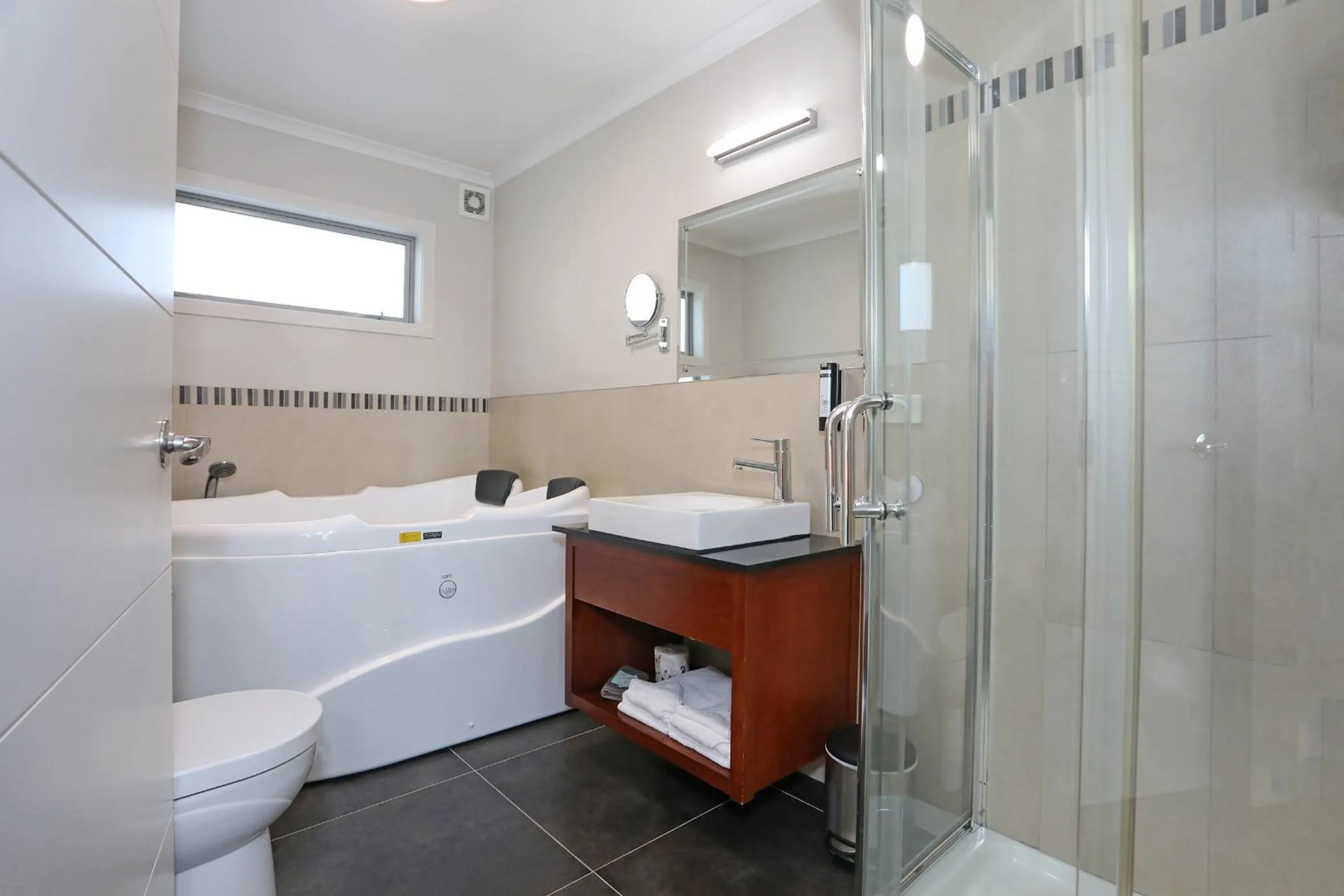 City Corporate Motor Inn