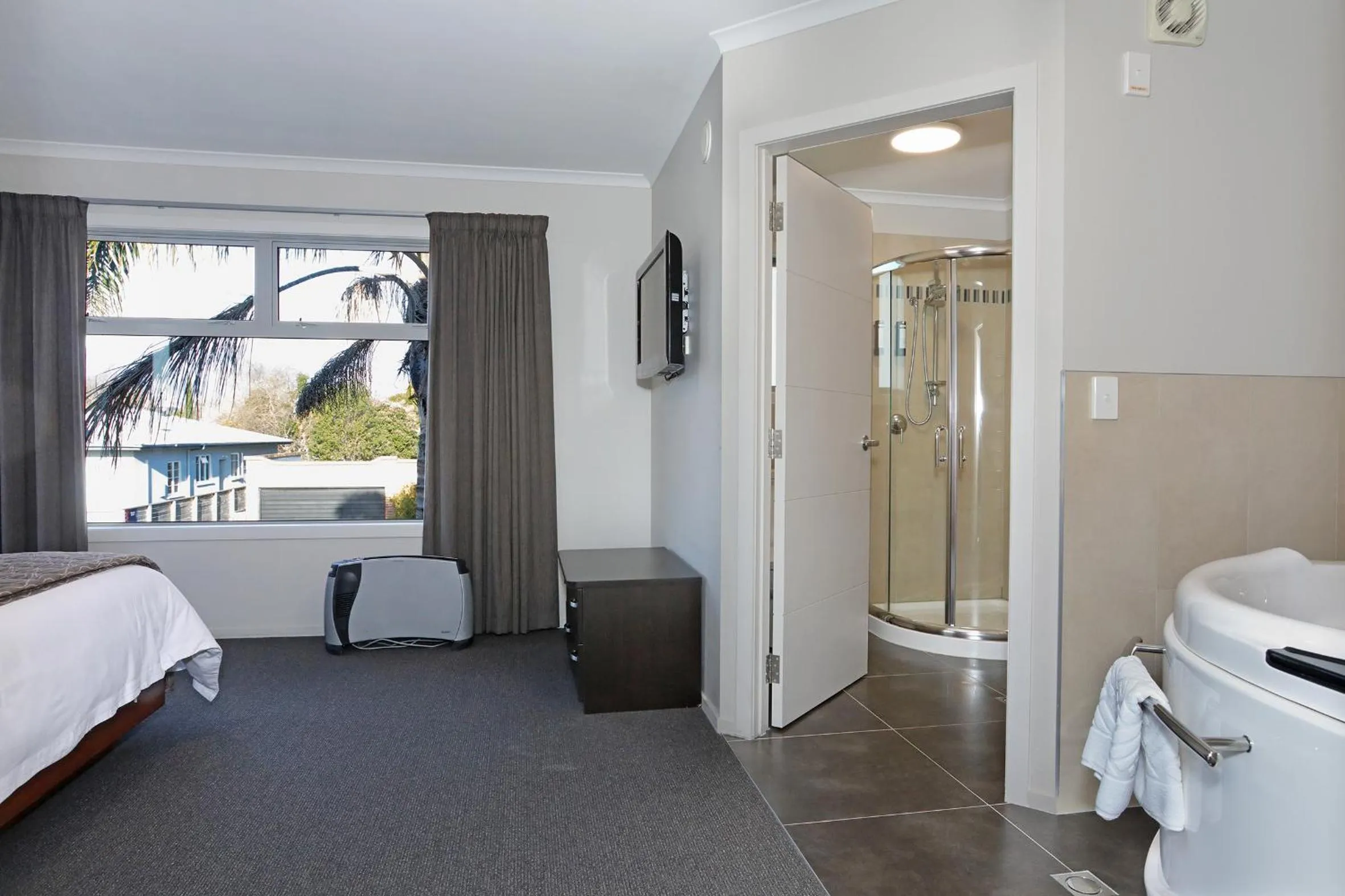 City Corporate Motor Inn