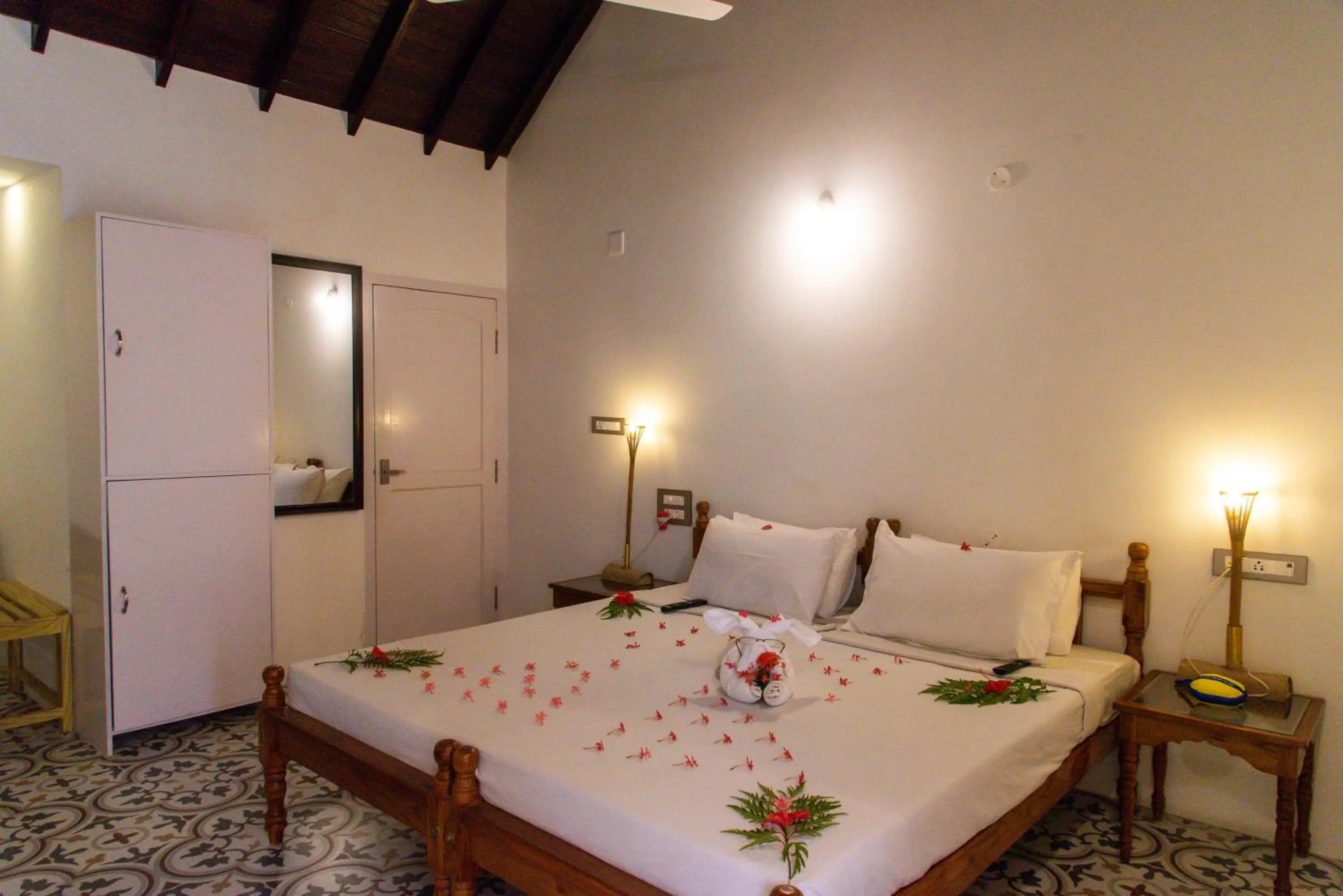 Bed in Chettinadu Court- HERITAGE VIEW