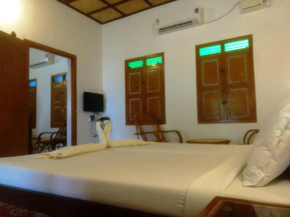 Bed in Chettinadu Court- HERITAGE VIEW