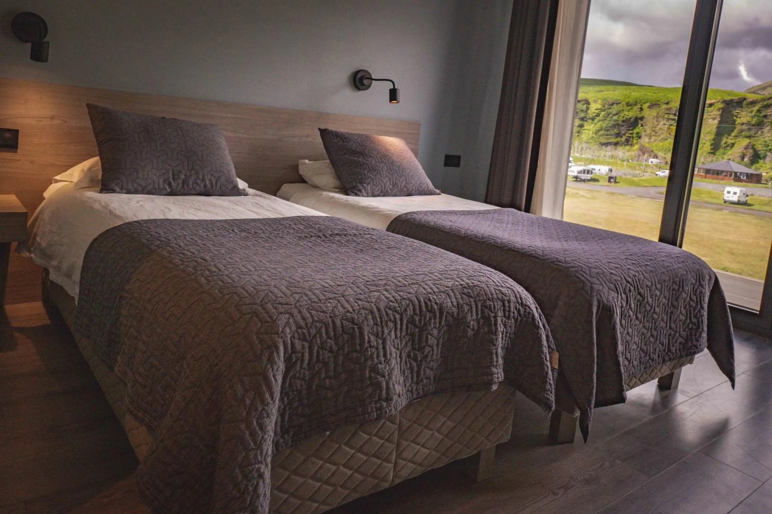 Property building, Bed in Hótel Kría