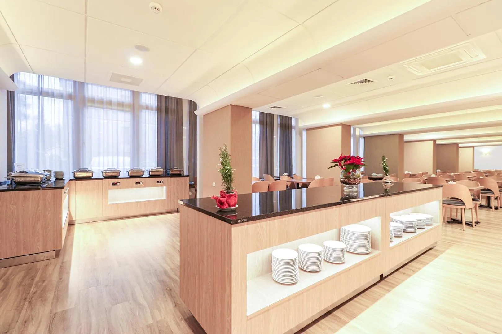 Restaurant/places to eat in Afrodyta Spa