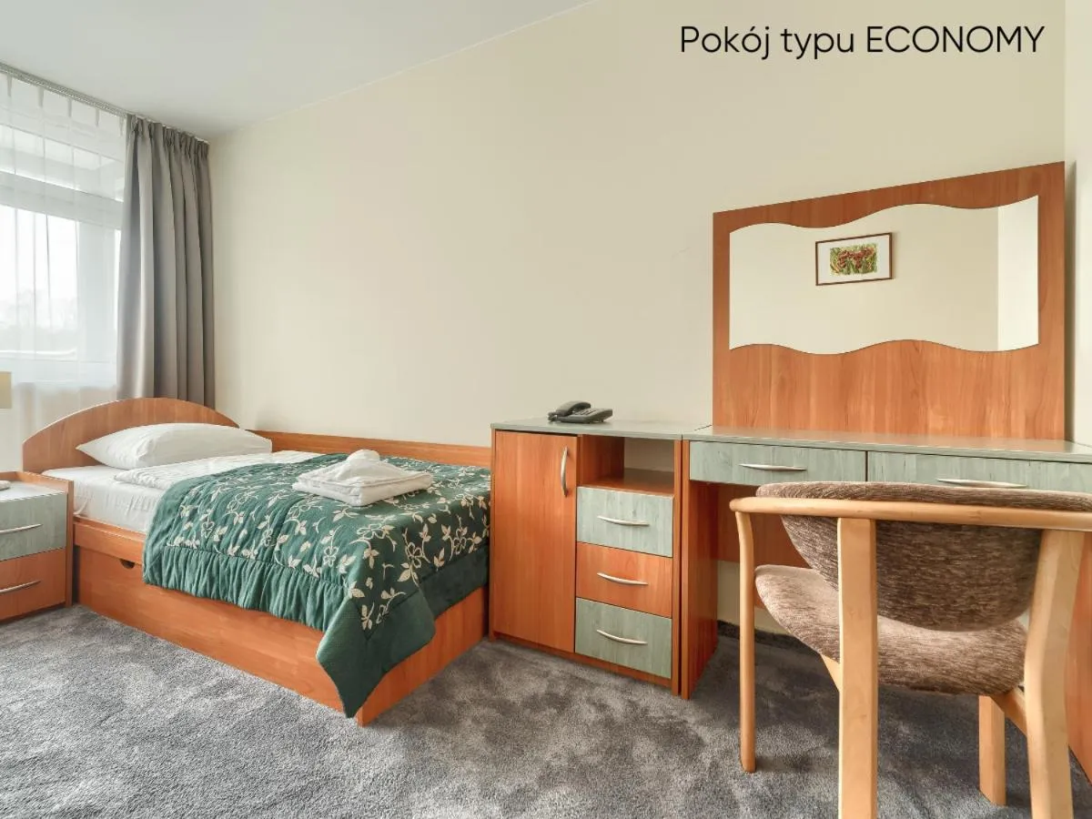 Photo of the whole room, Bed in Afrodyta Spa