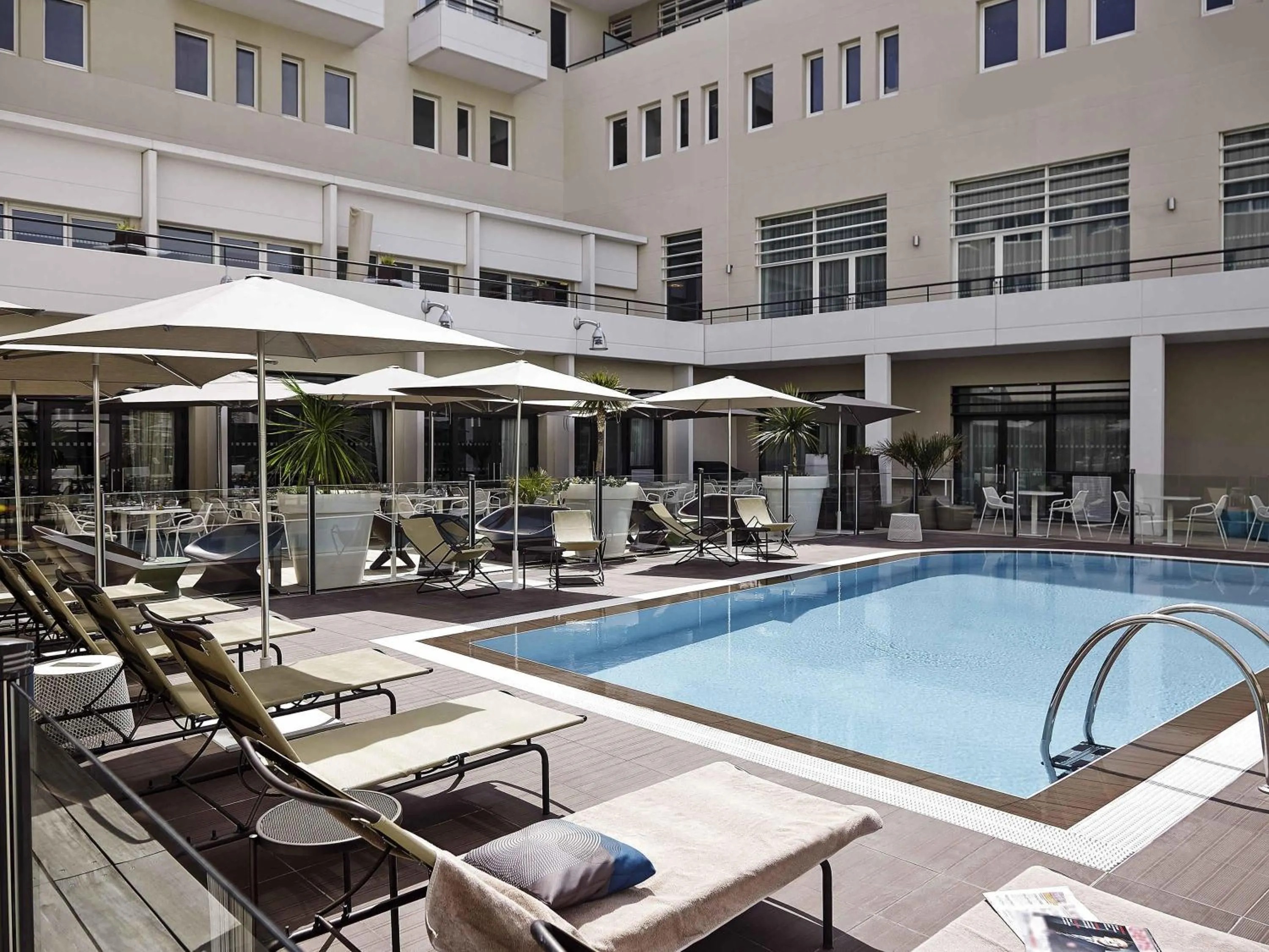 Pool view in Novotel Avignon Centre