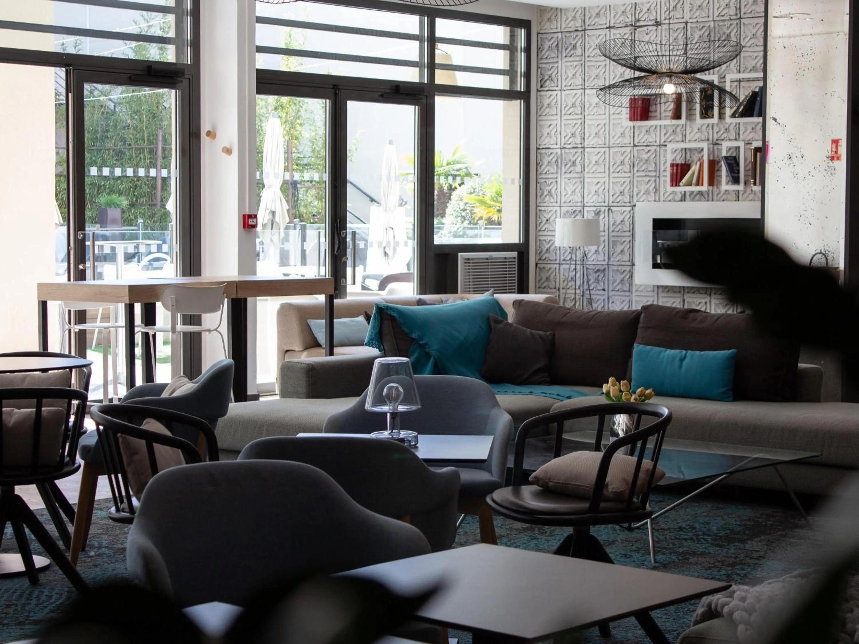 Restaurant/places to eat in Novotel Avignon Centre