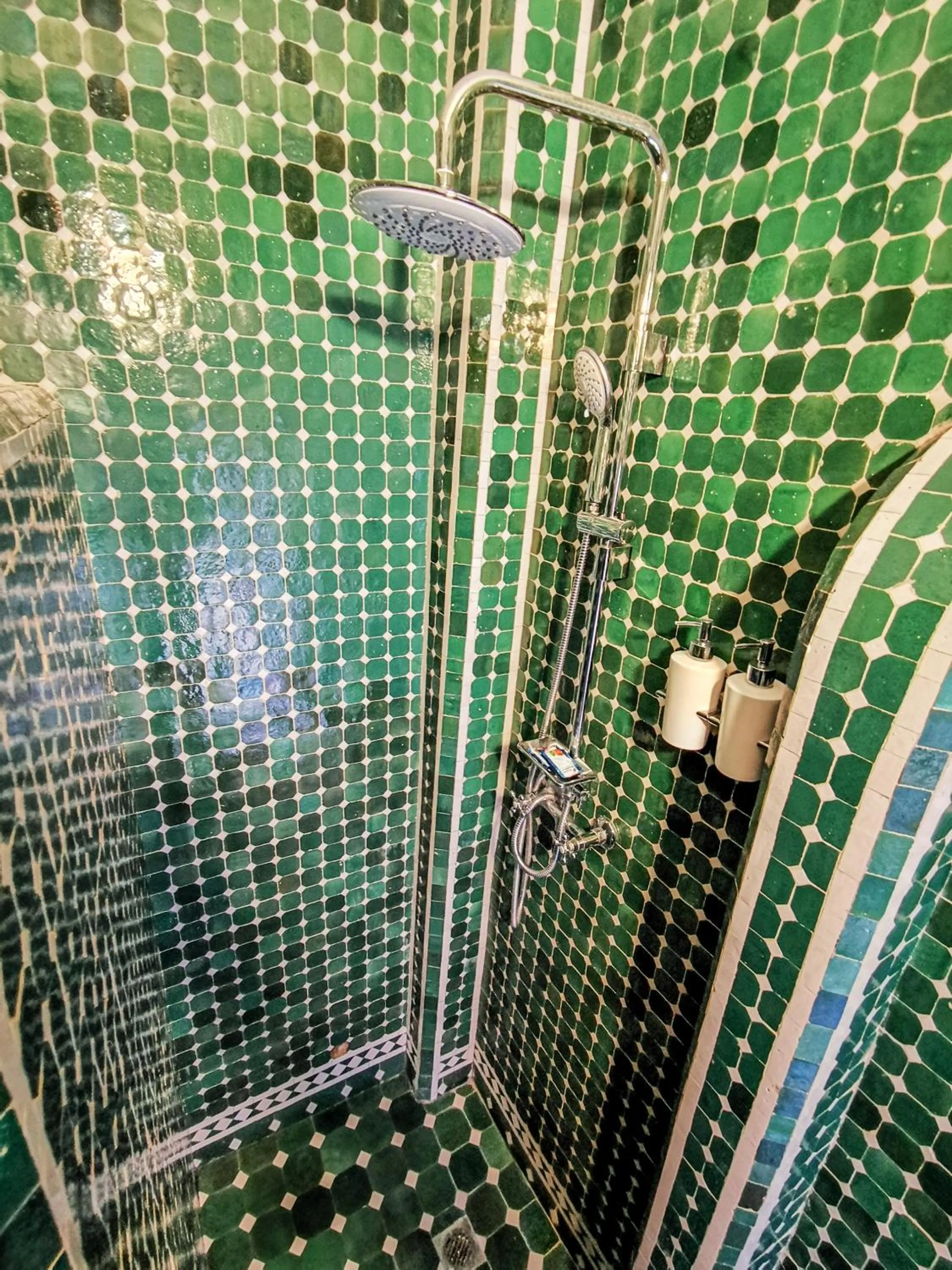 Bathroom in Riad Farah