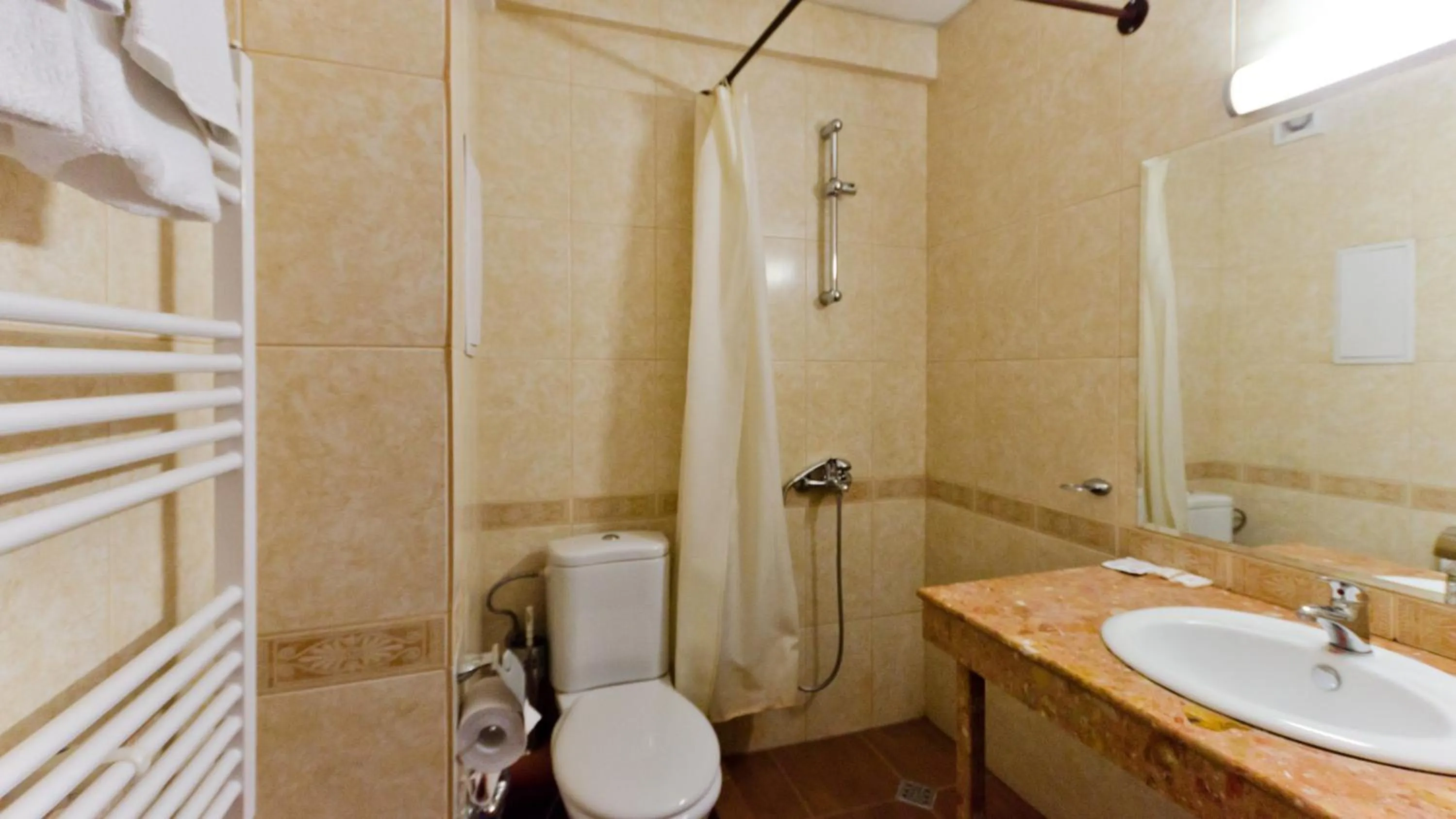 Bathroom in Nadejda Hotel