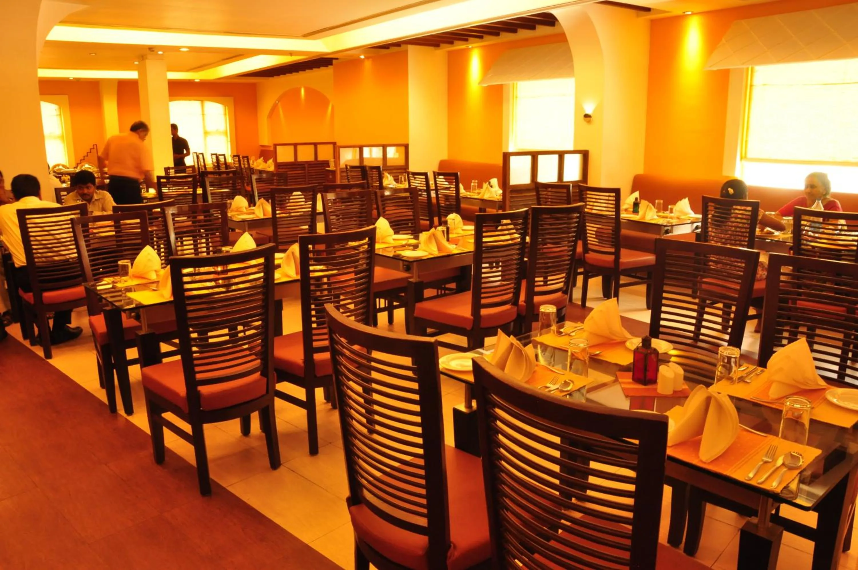 Restaurant/places to eat in Hotel Atithi
